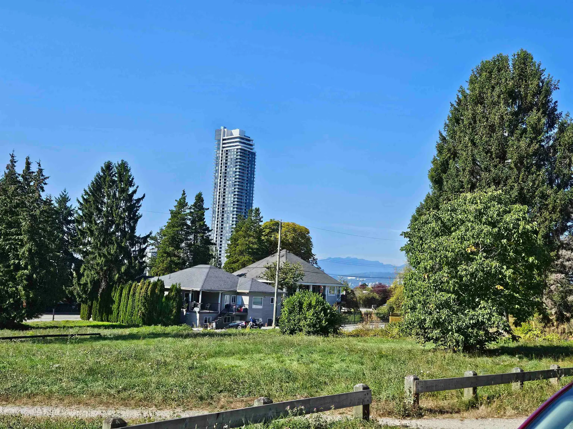 10564 137a Street - Image 5