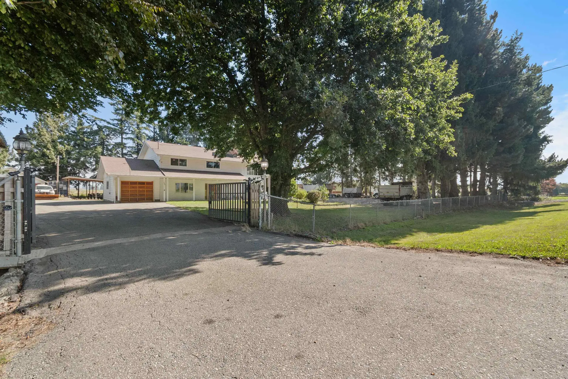 Property at 5460 Interprovincial Highway, Abbotsford, BC
