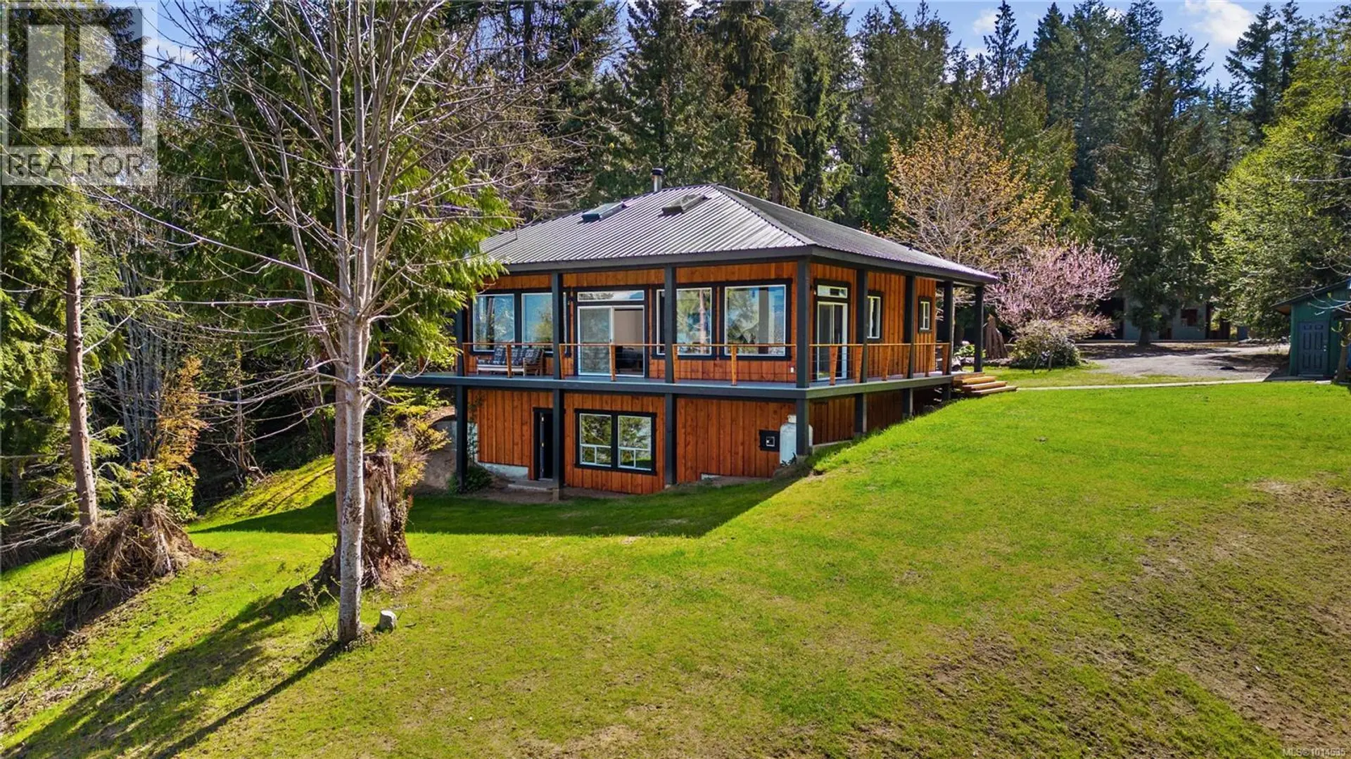 Property at 4 Mine Rd, Lasqueti Island, BC