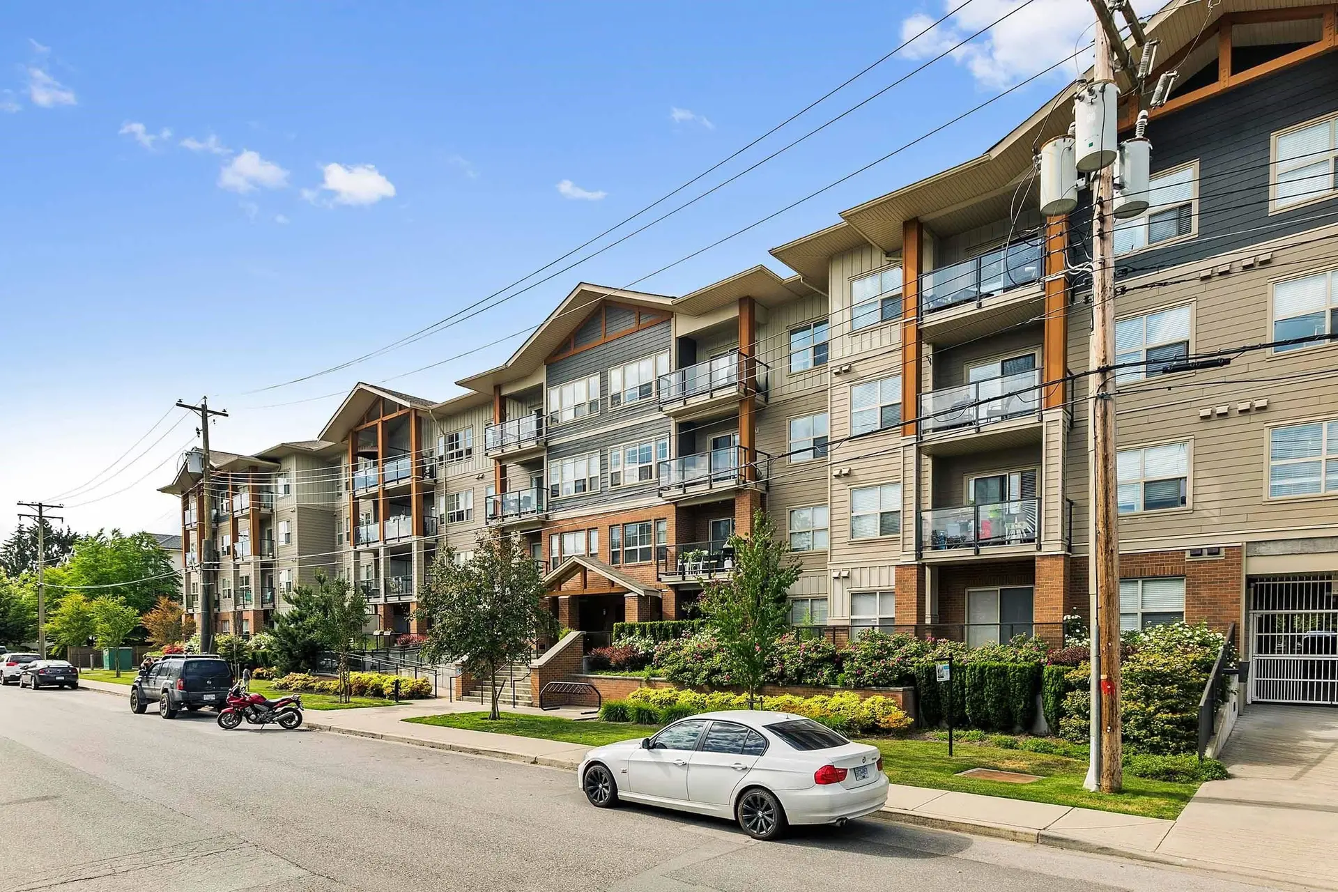 Property at #403 20219 54a Avenue, Langley, BC