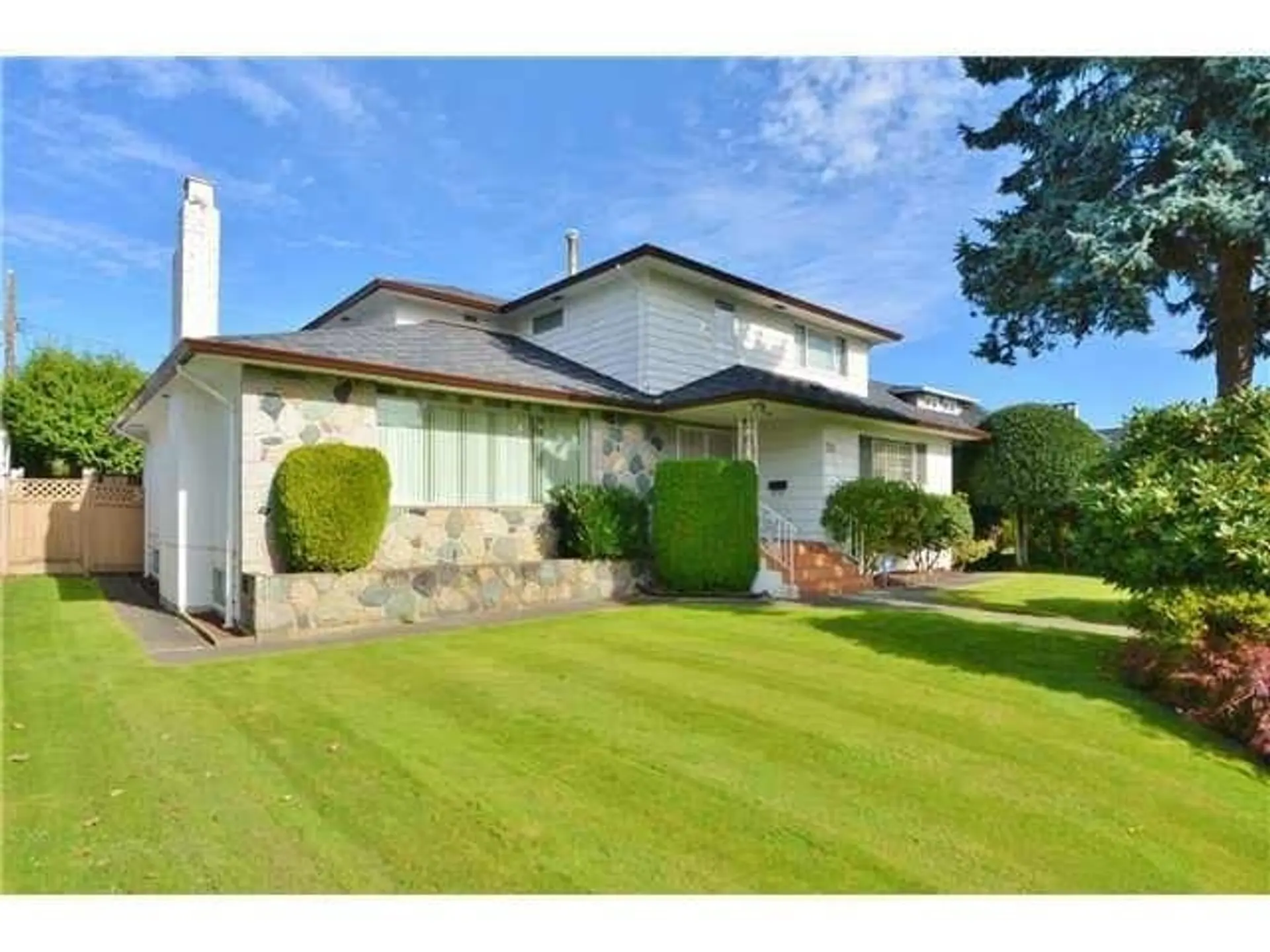 Property at 735 W 54th Avenue, Vancouver, BC