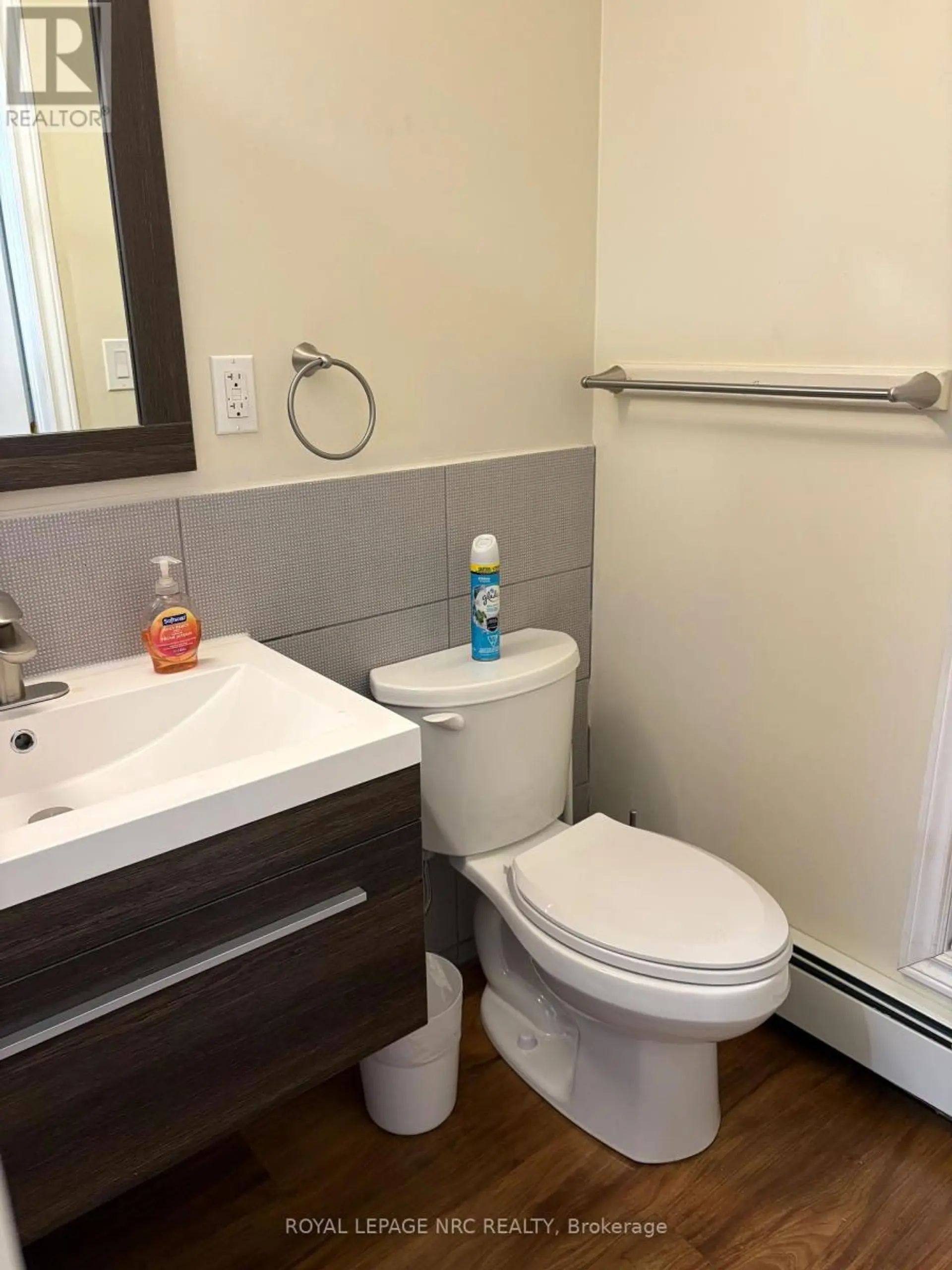 375 ALMOND LANE - Image 17