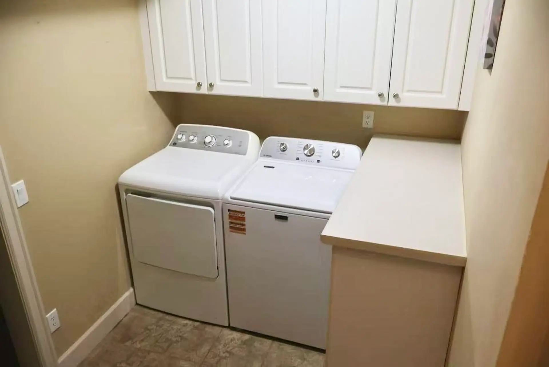 3471 147a Street - Image 13