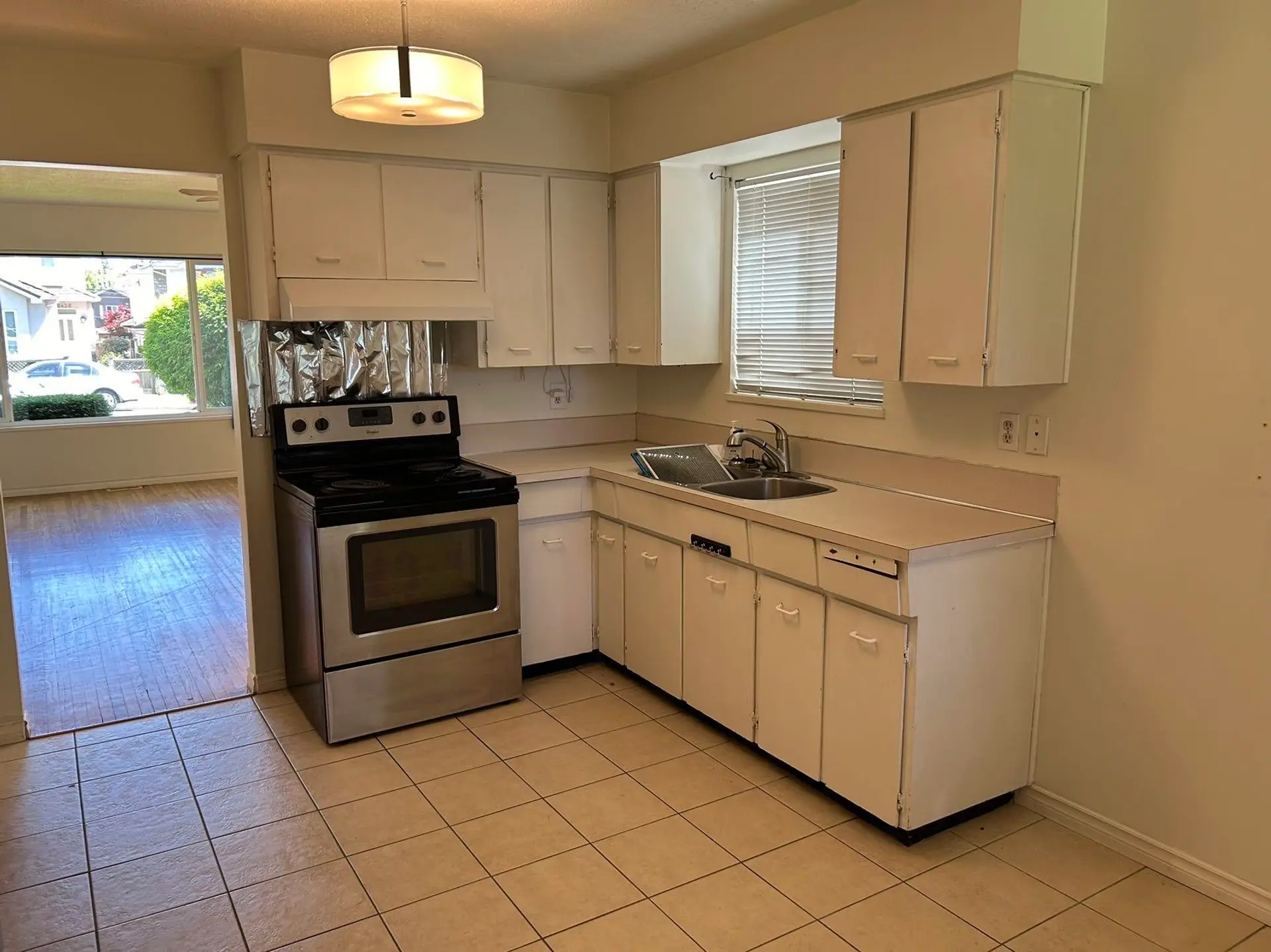 #8427 8431 Shaughnessy Street - Image 7
