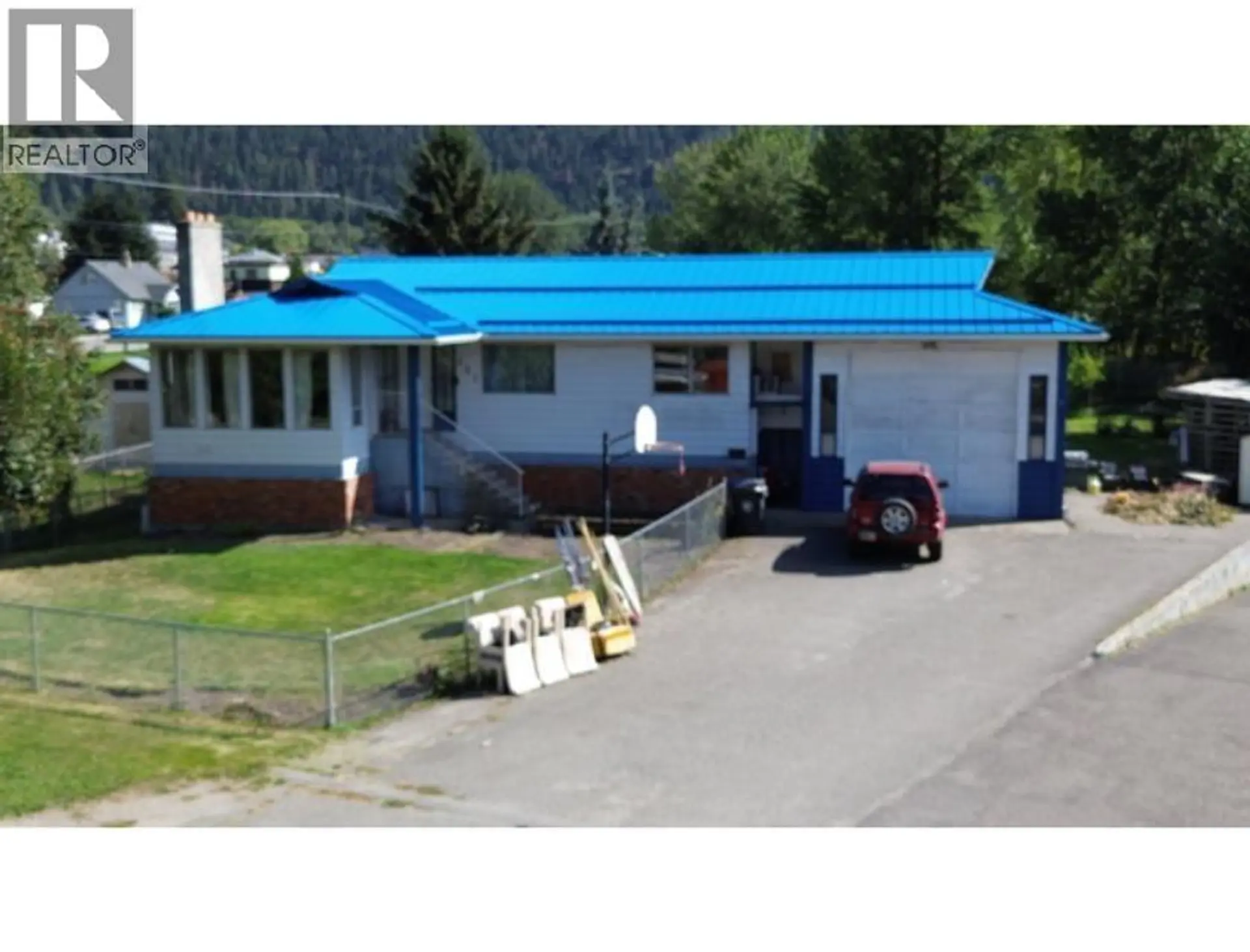 Property at 629 THIRD Avenue, Chase, BC