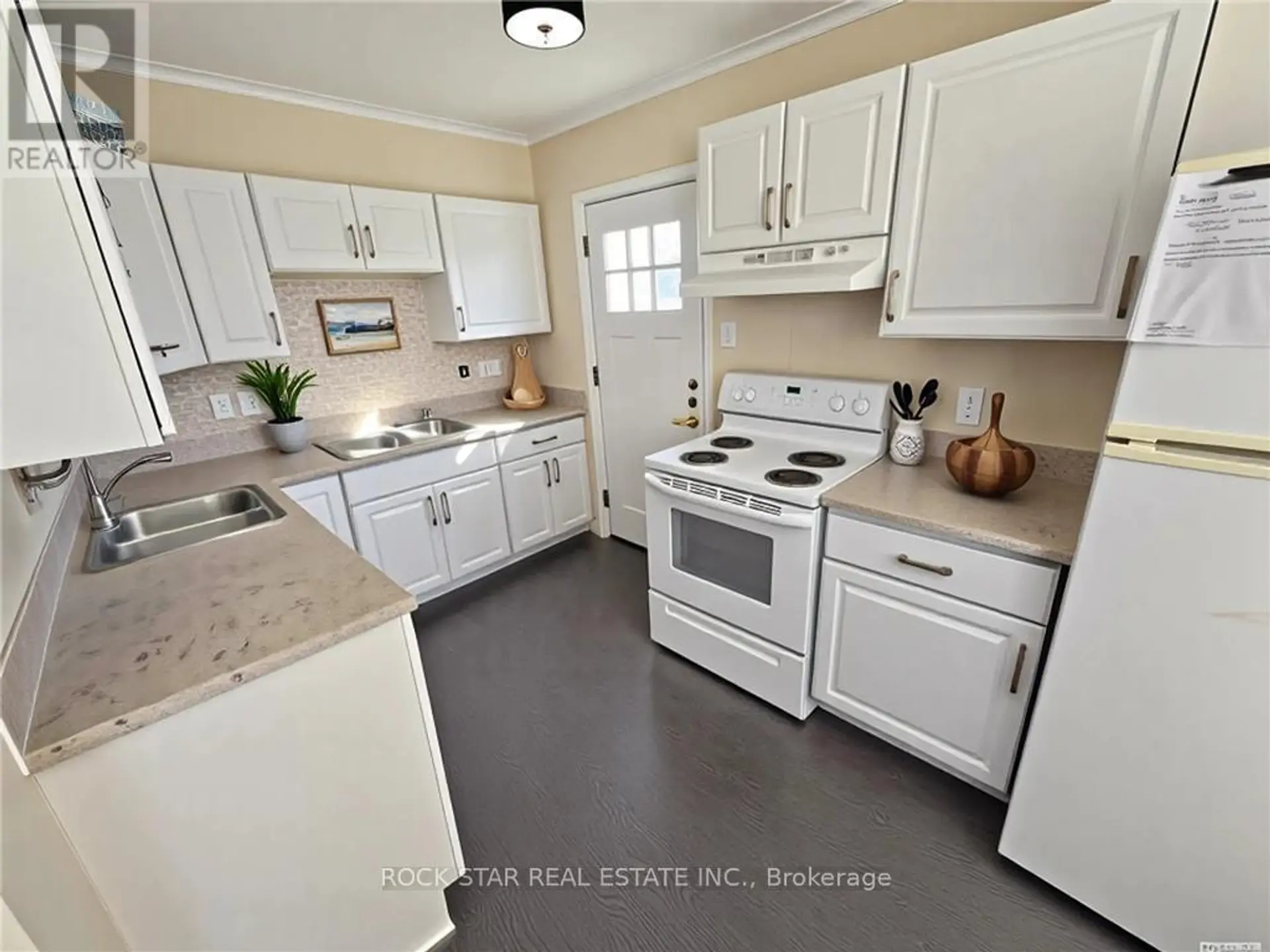 77 BLACKFRIARS STREET - Image 1