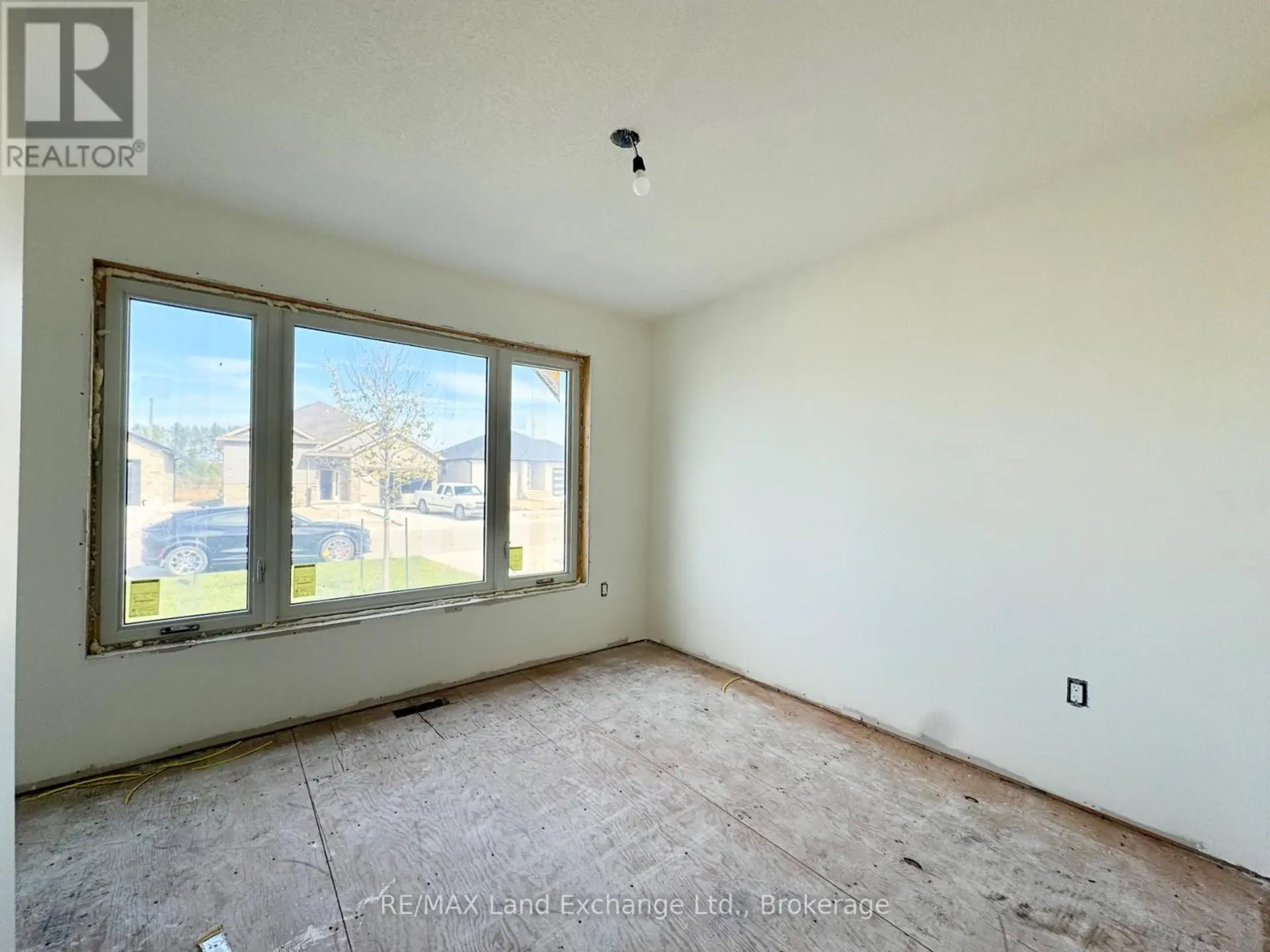448 BURNSIDE STREET - Image 5