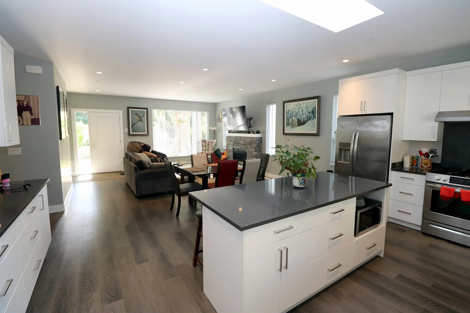 2705 Davies Avenue - Image 5