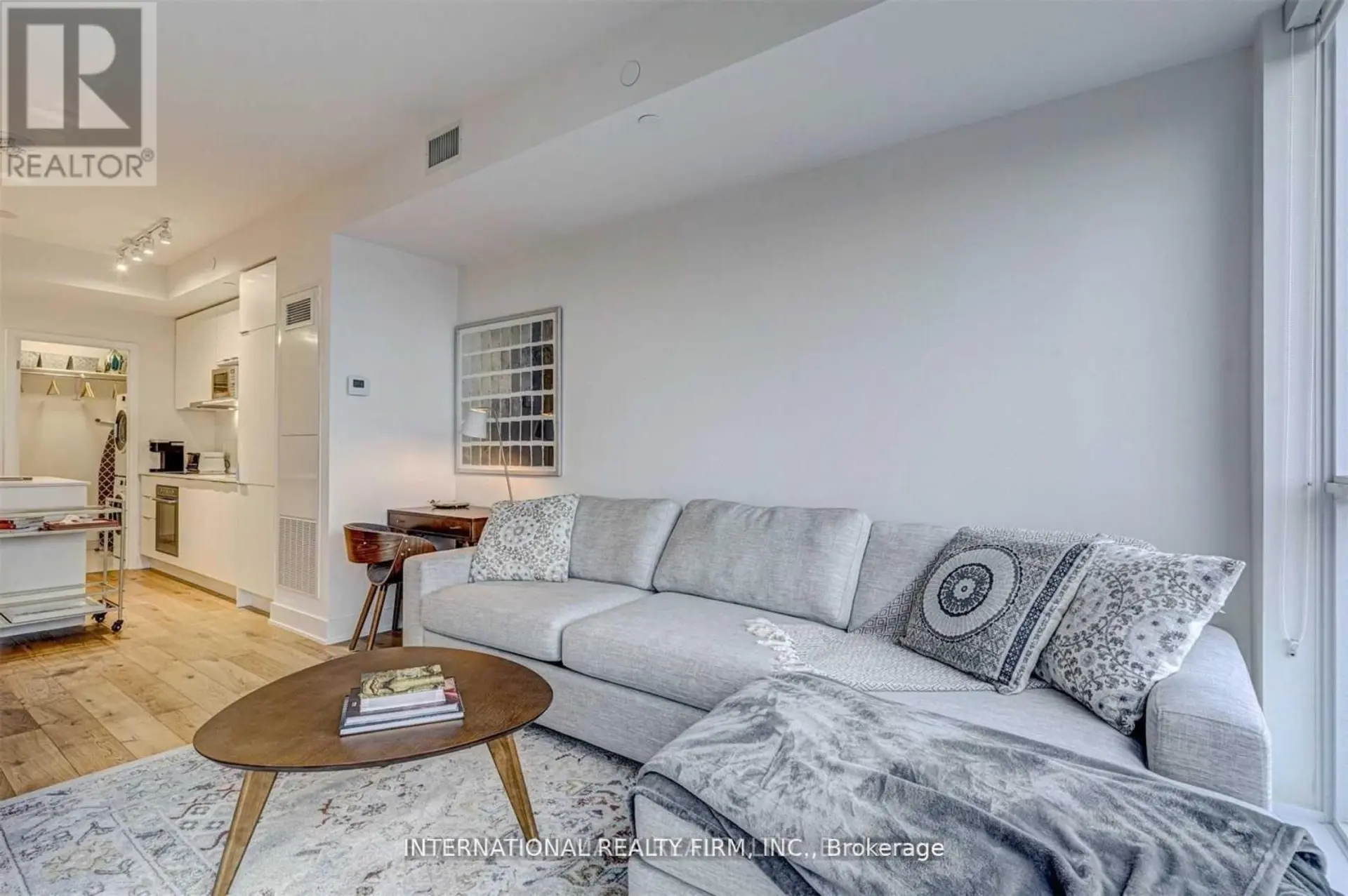 #1903 88 CUMBERLAND STREET - Image 7