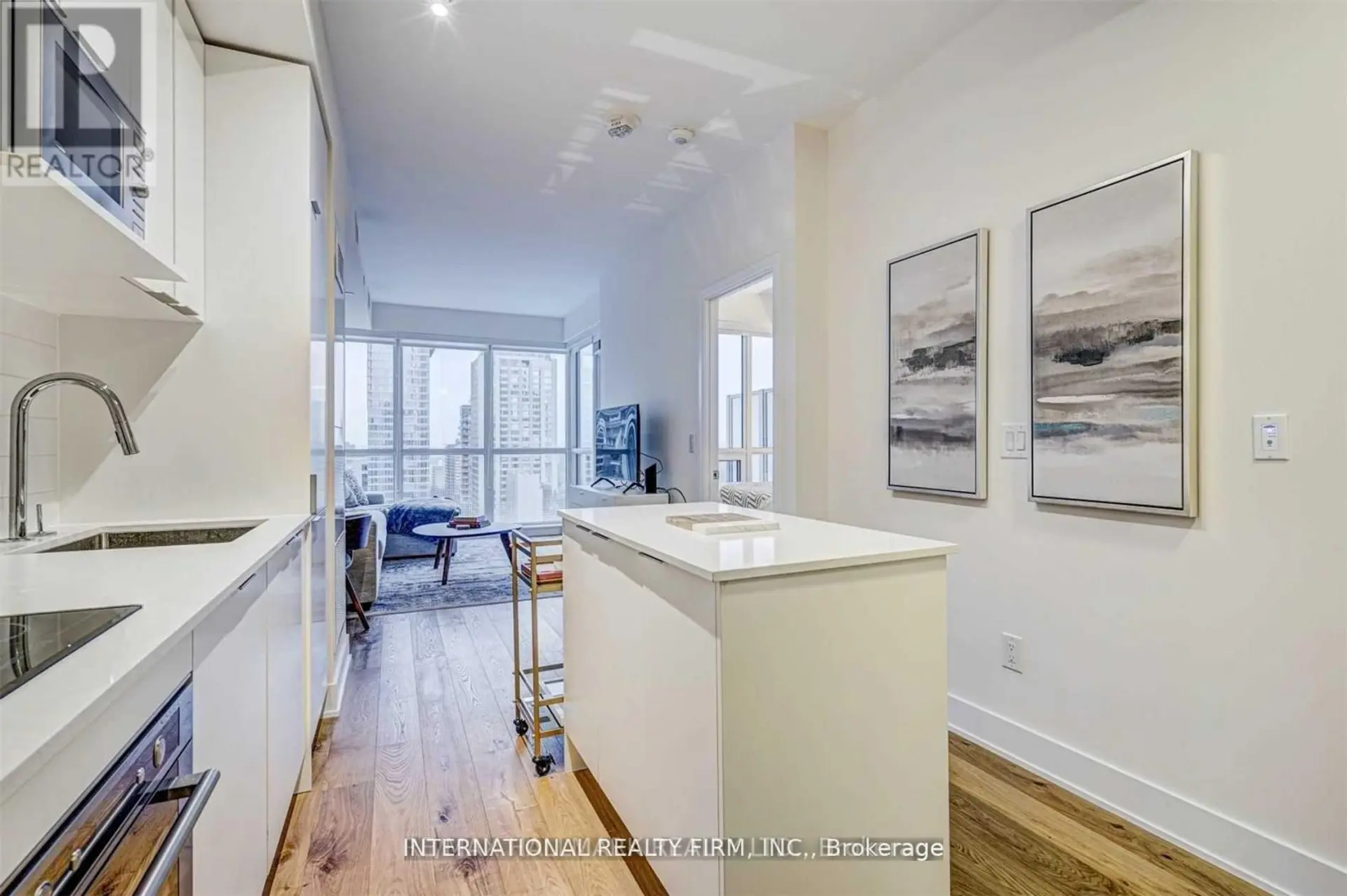 #1903 88 CUMBERLAND STREET - Image 8