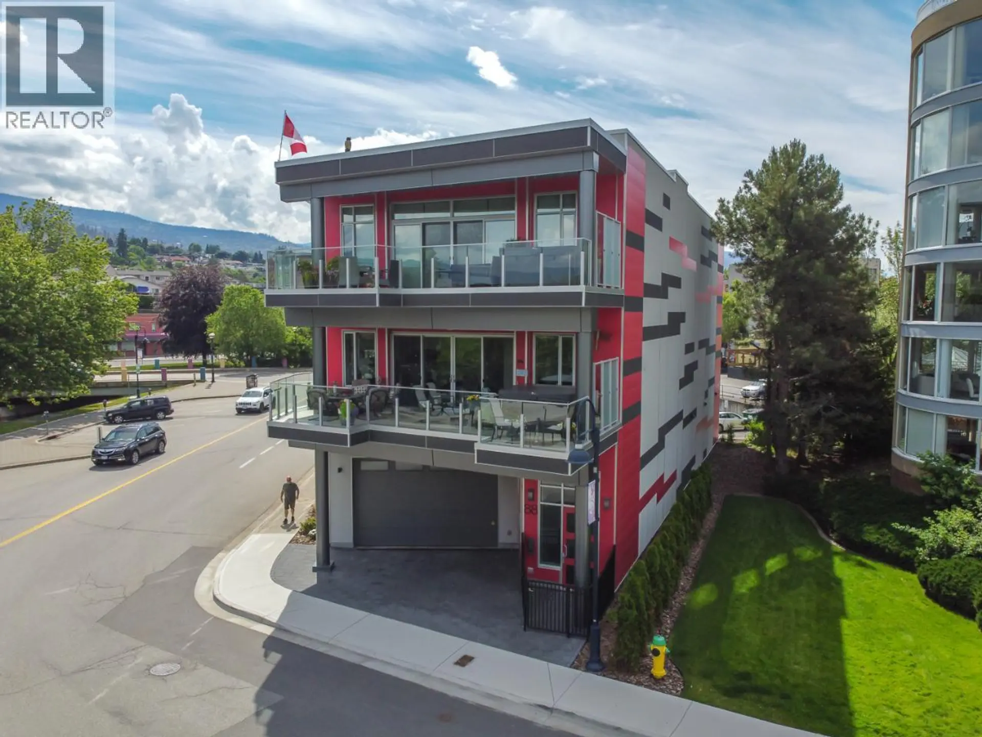 Property at 88 Lakeshore Drive, Penticton, BC