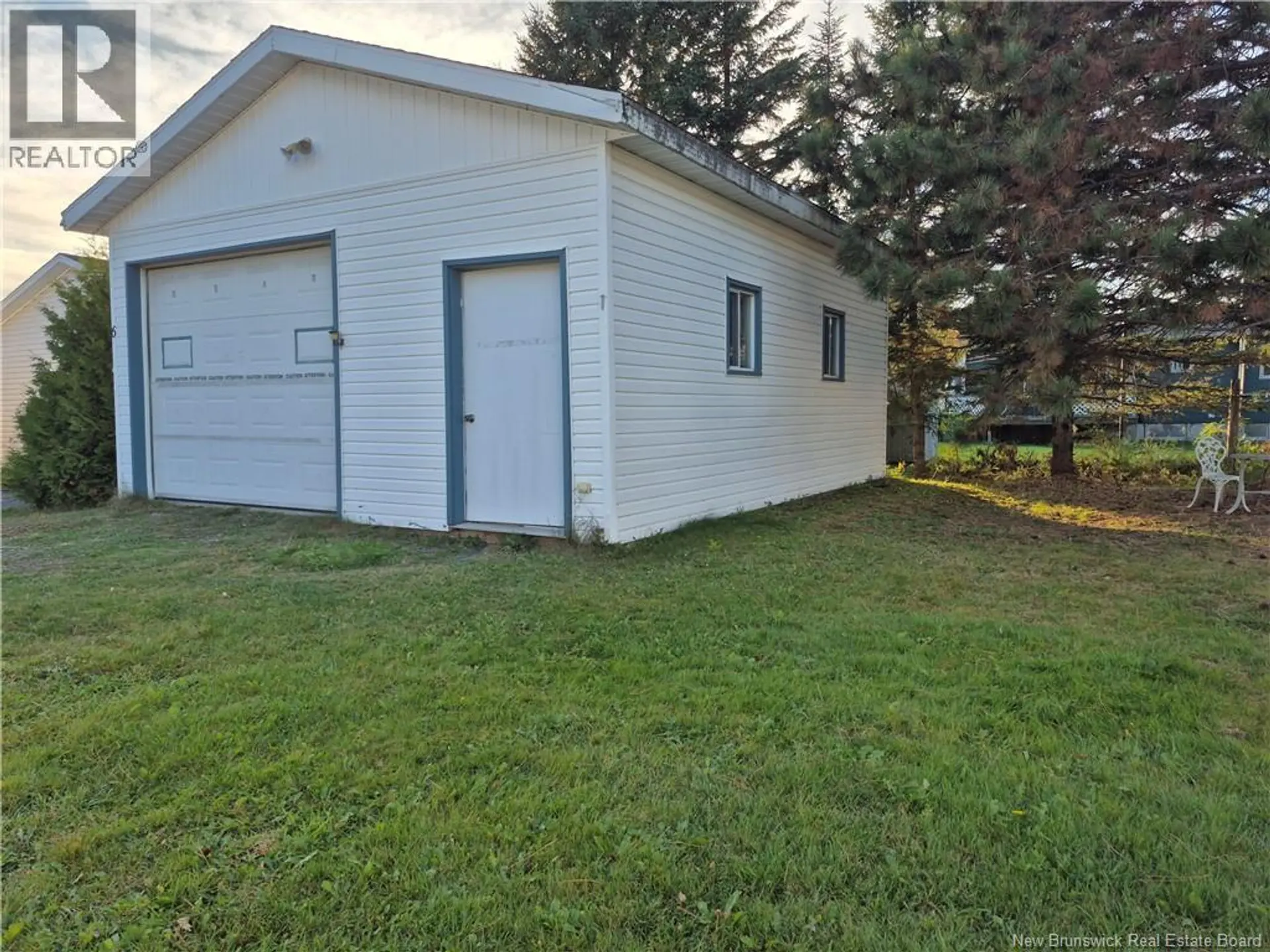 6 DAMASE STREET - Image 7