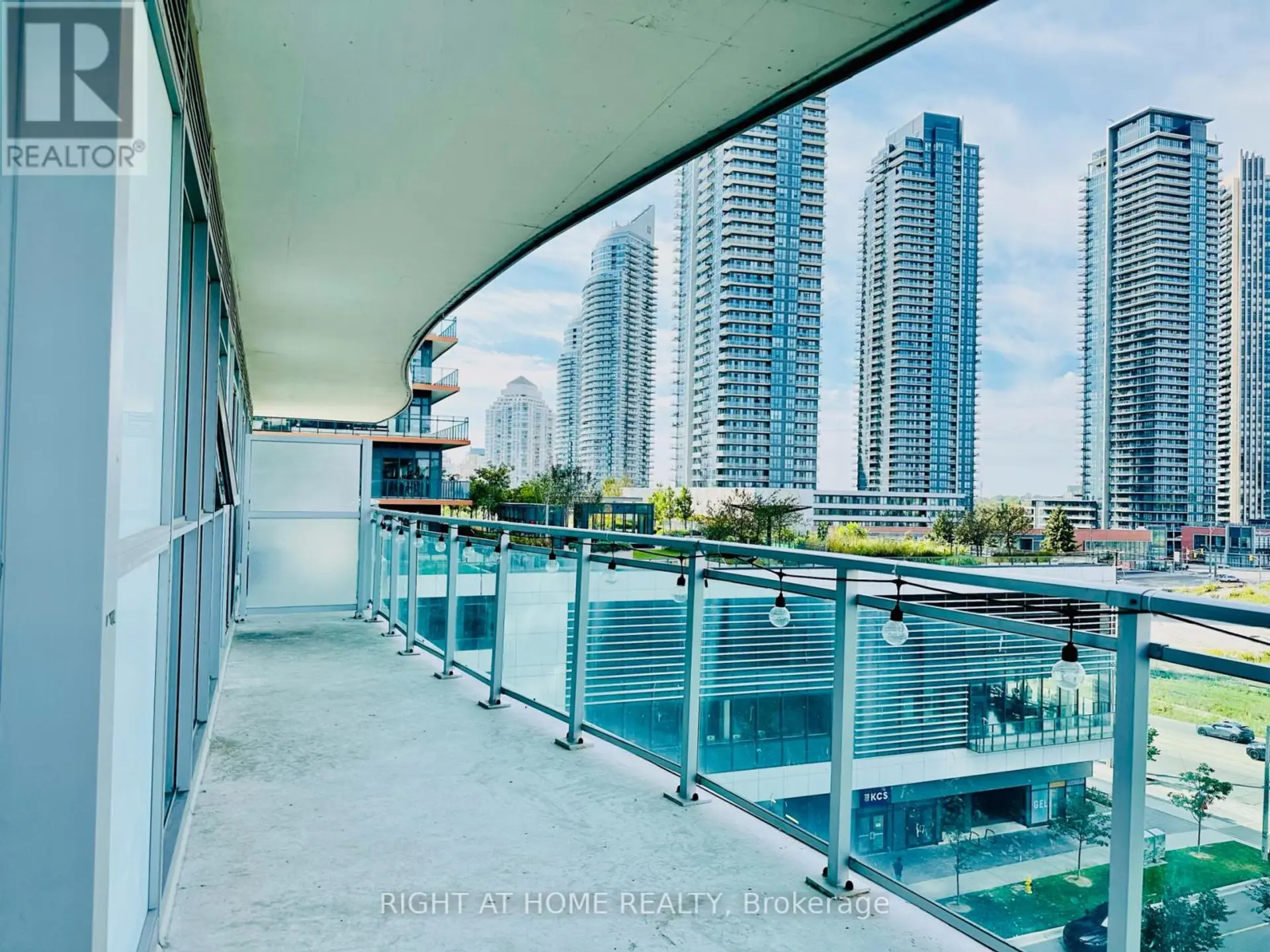#504 33 SHORE BREEZE DRIVE - Image 17