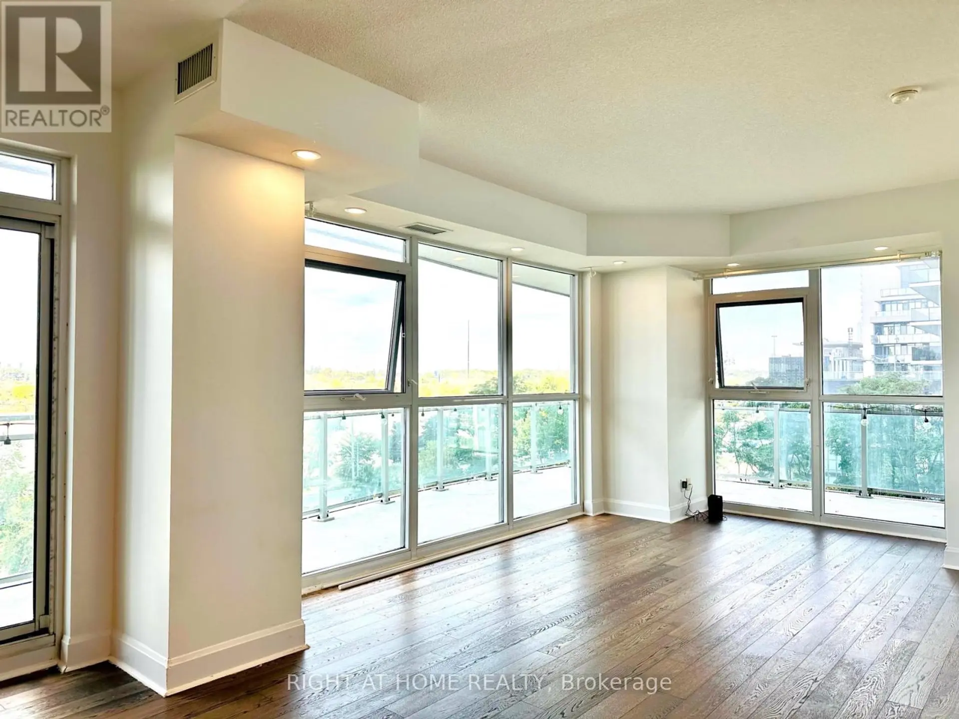 #504 33 SHORE BREEZE DRIVE - Image 6