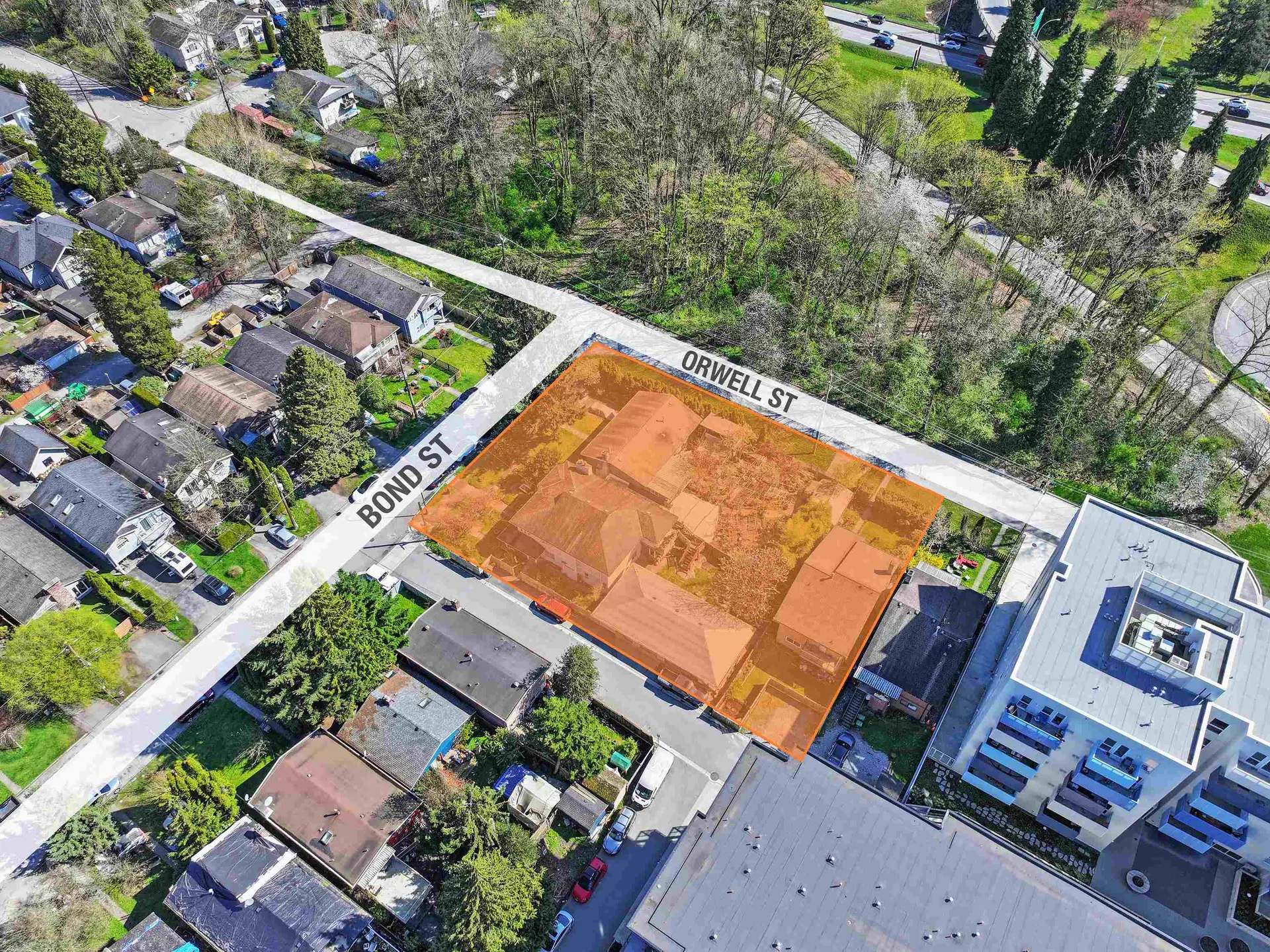 1591 Bond Street - Image 4