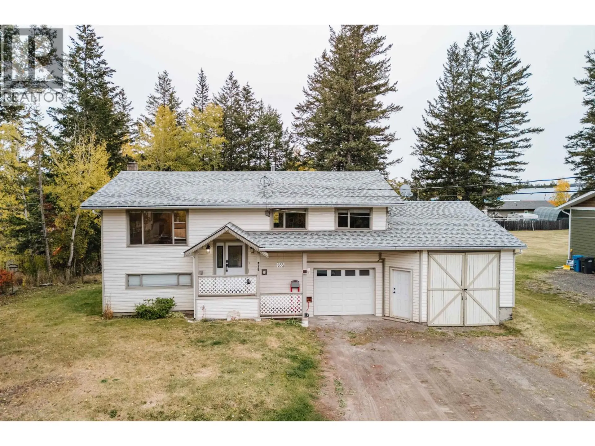 Property at 835 SPRUCE AVENUE, 100 Mile House, BC
