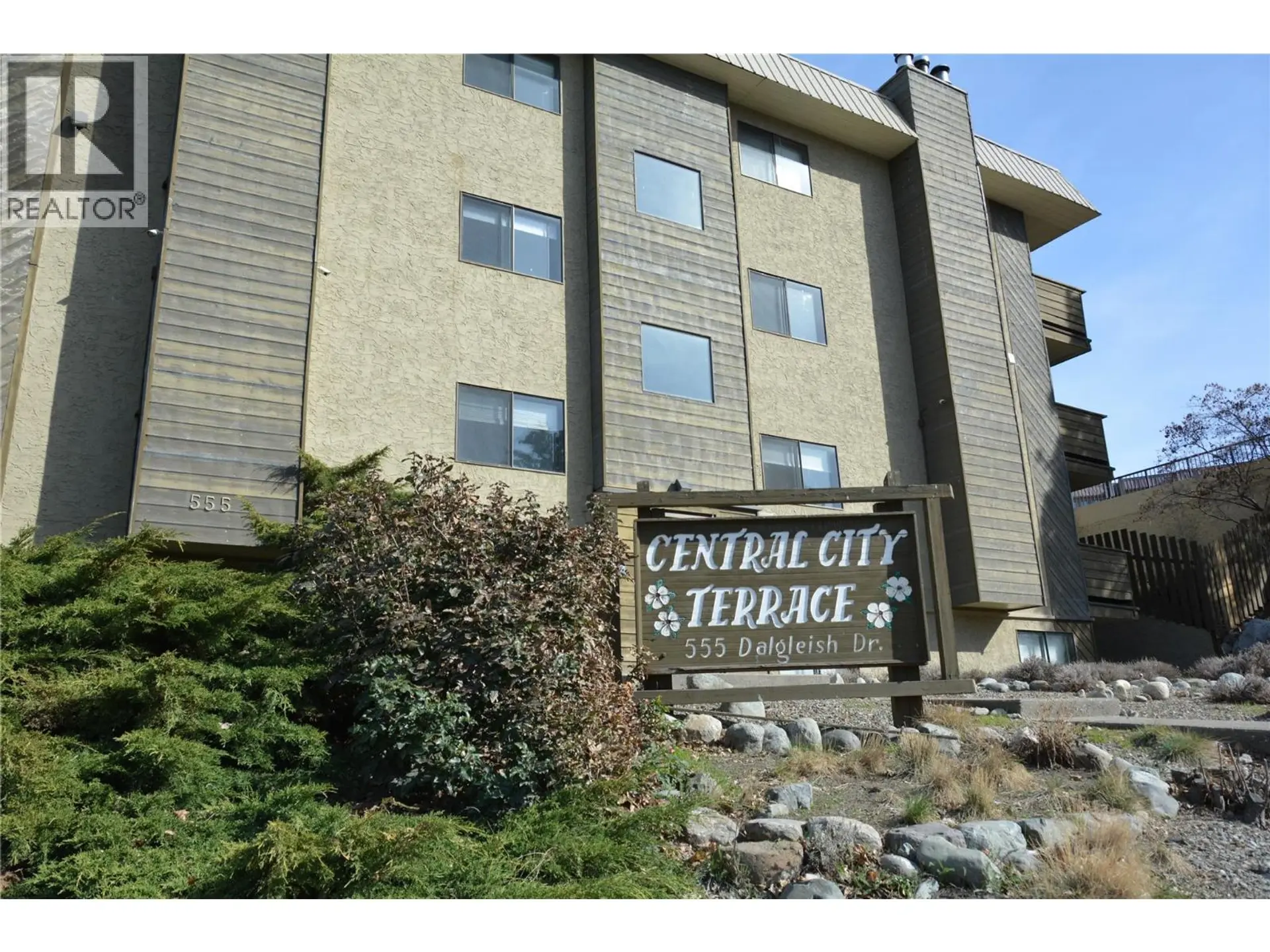 Property at #401 555 DALGLEISH Drive, Kamloops, BC