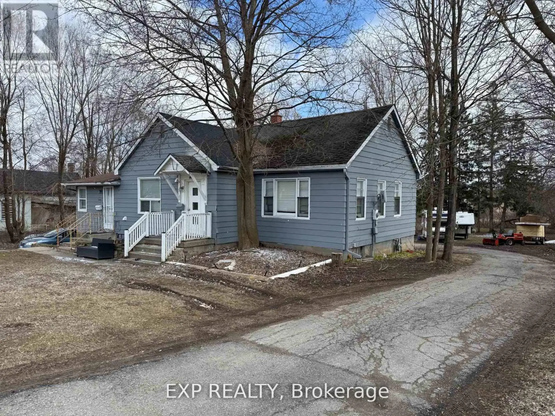 292 BROADWAY - Image 1