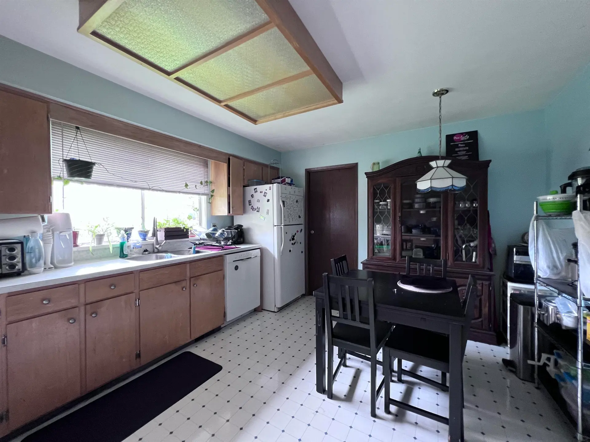 9600 Swansea Drive - Image 8