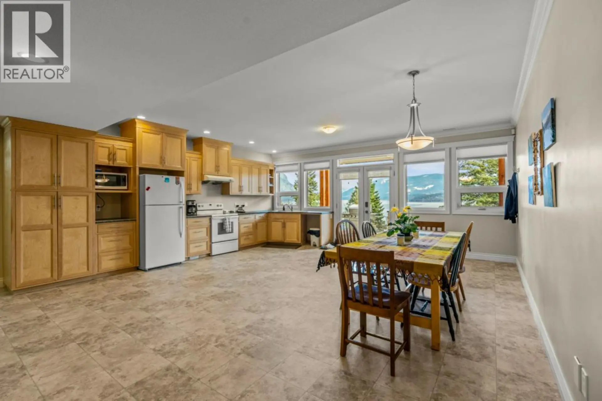 5694 Trans Canada Highway NW - Image 7