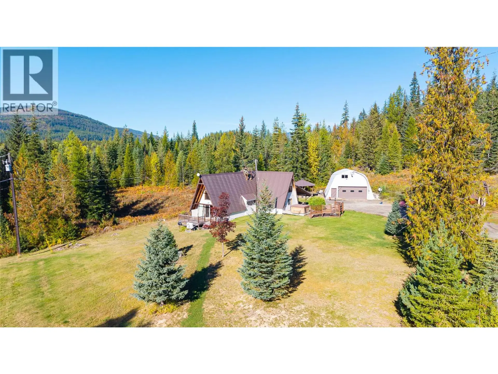 Property at 7698 3 Highway, Yahk, BC