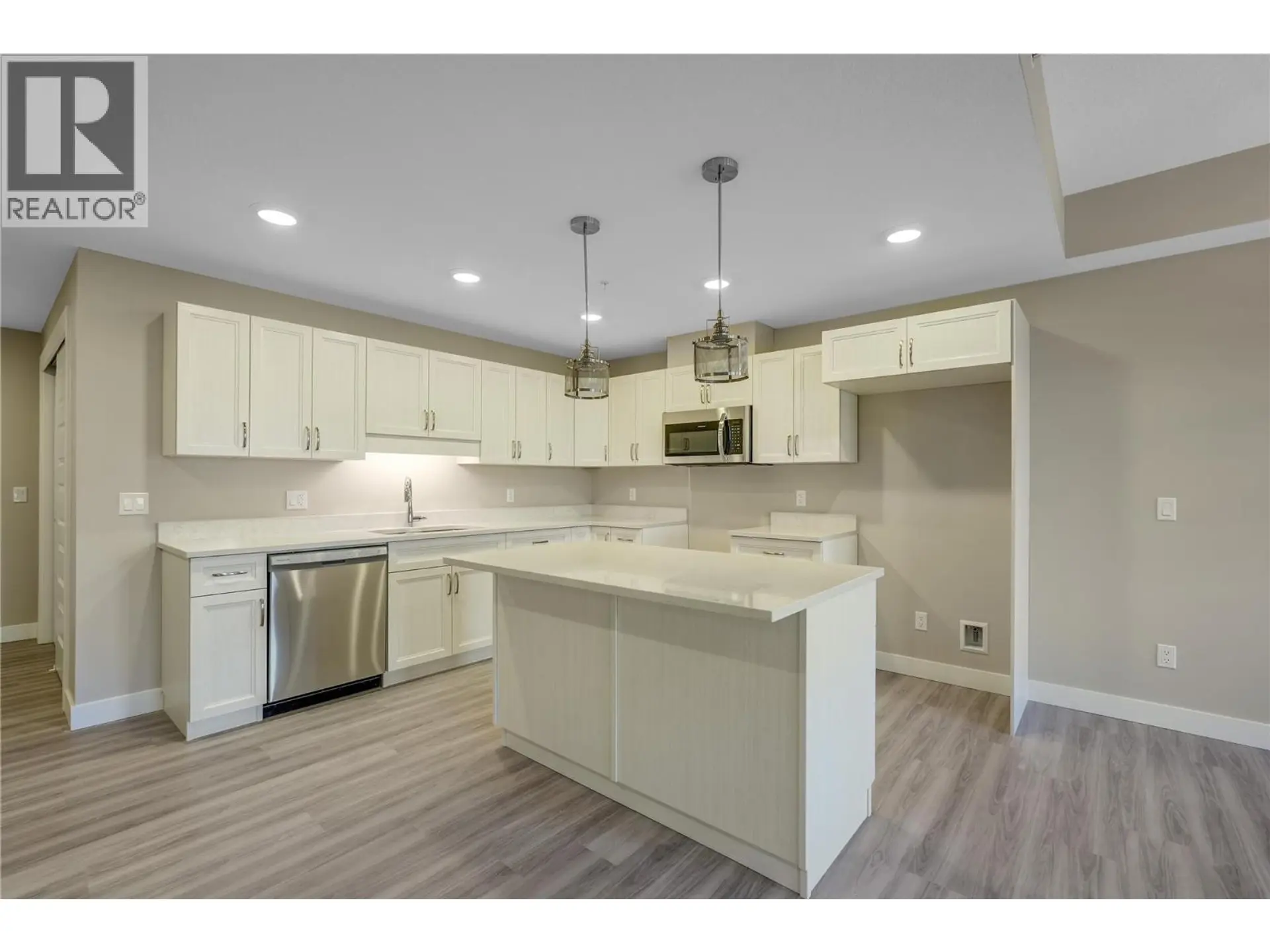 #406 5640 51st Street - Image 5