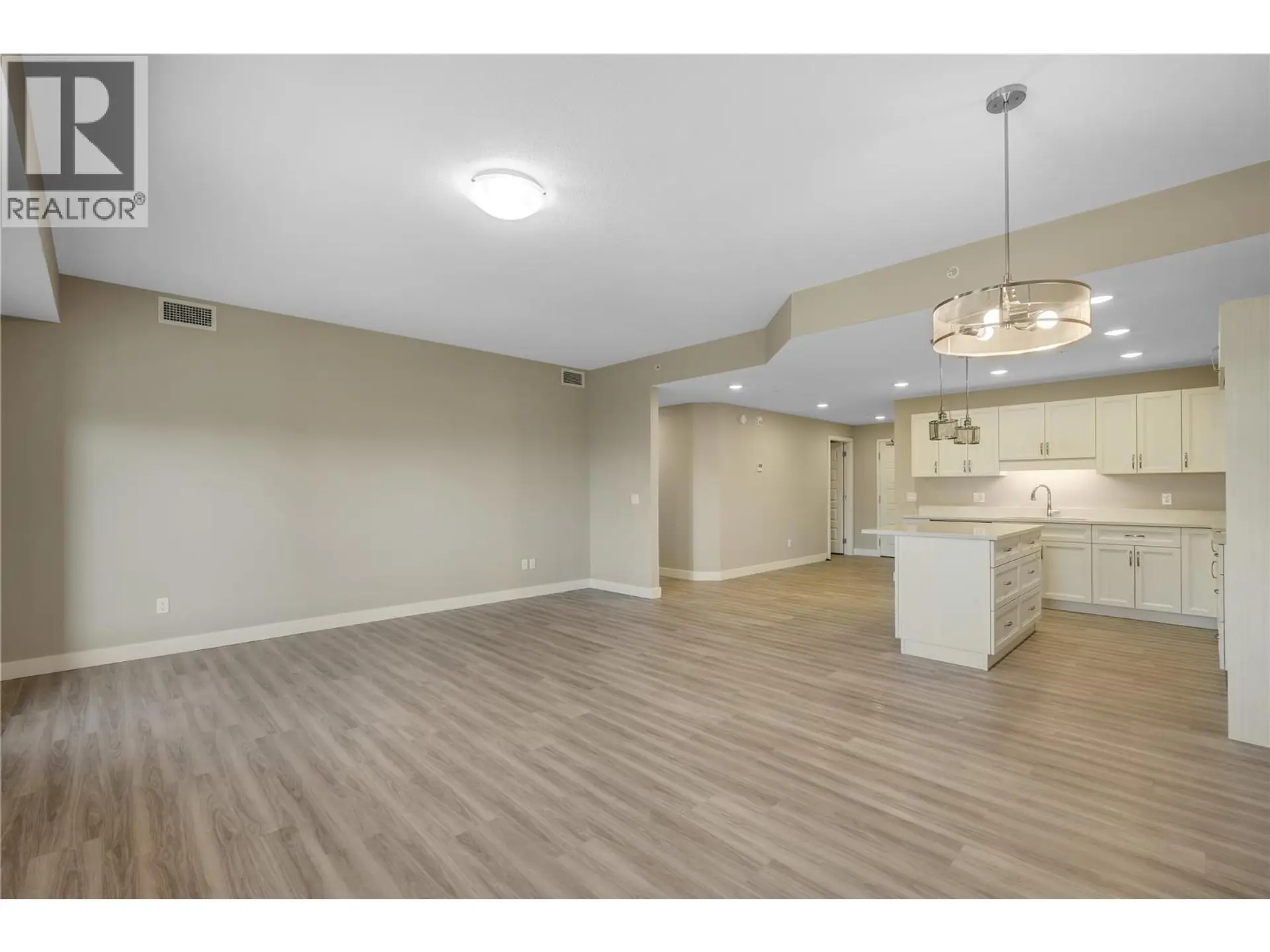 #406 5640 51st Street - Image 7