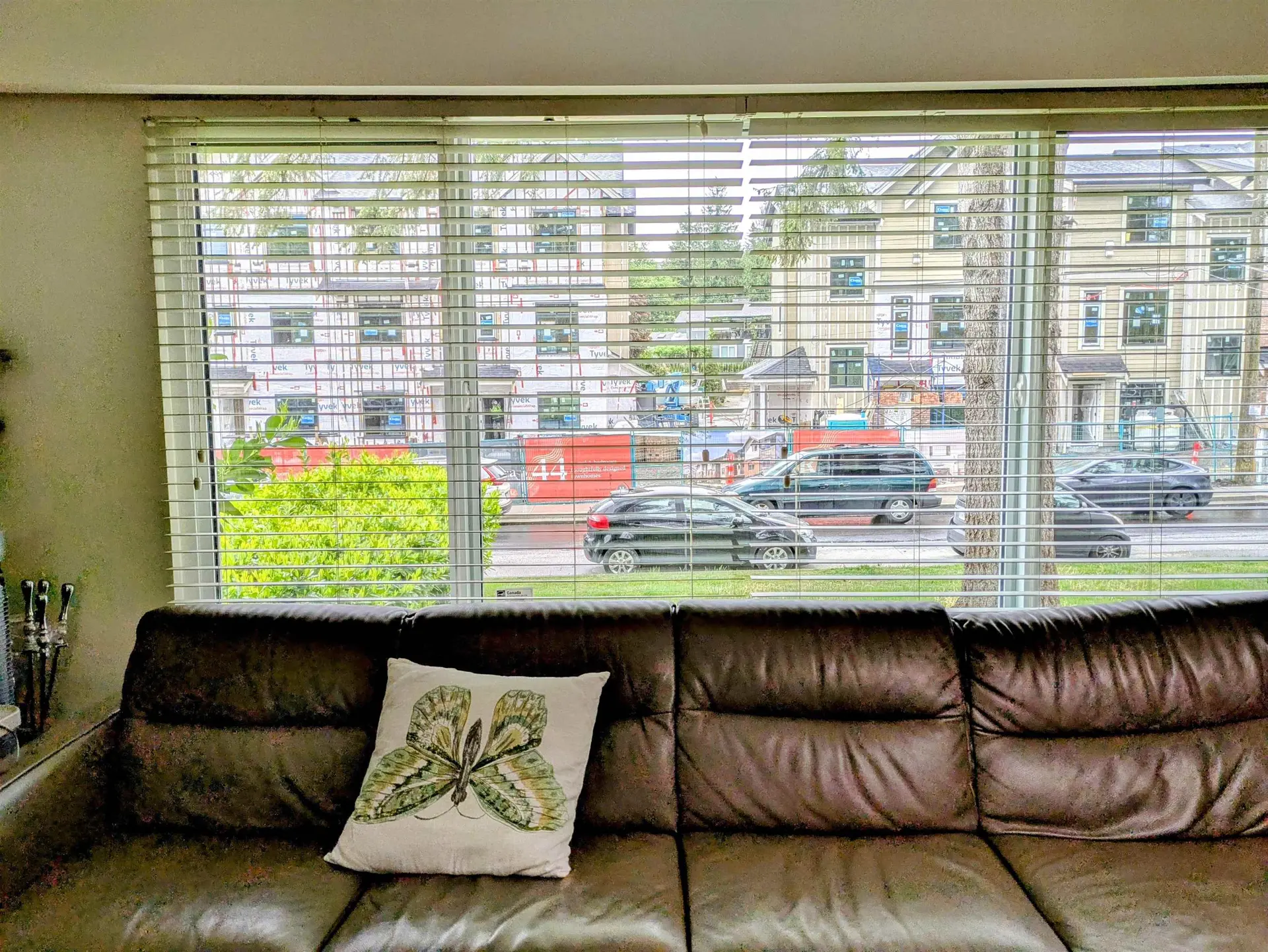 2129 Rindall Avenue - Image 3