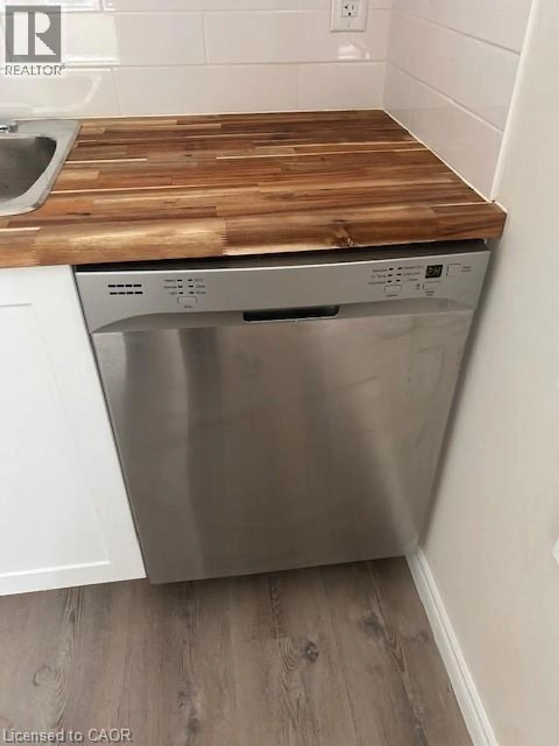 33-35 E WOOD STREET E - Image 14