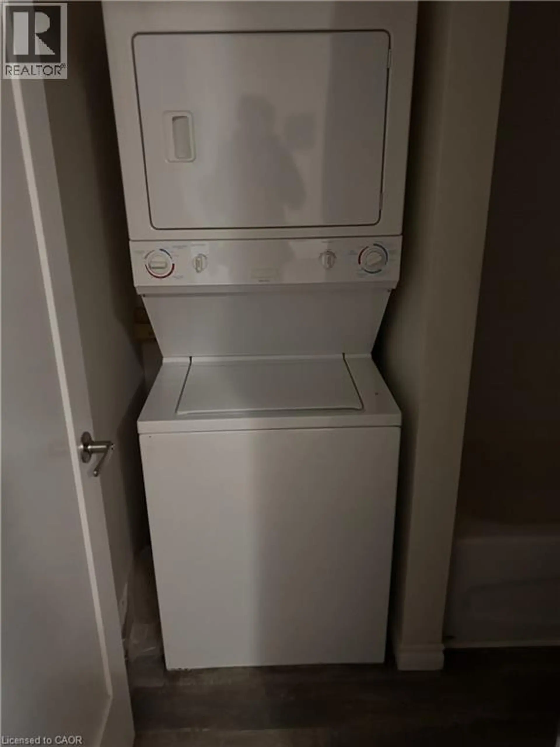 33-35 E WOOD STREET E - Image 6