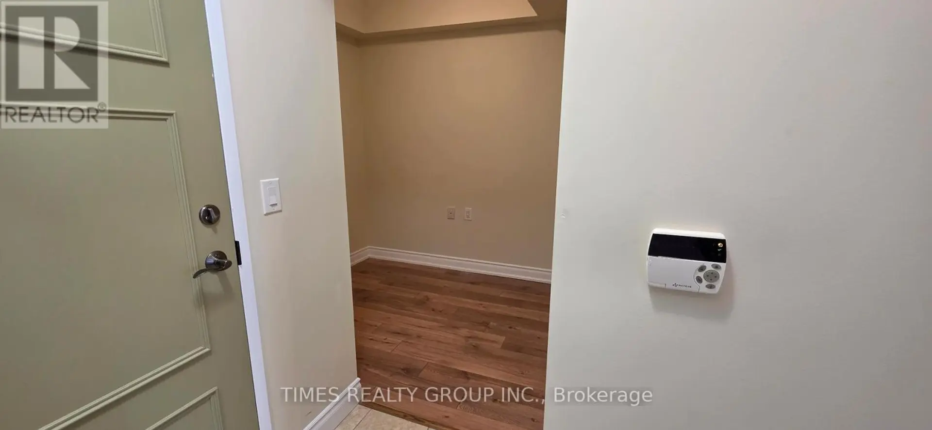 #1705 3 MARINE PARADE DRIVE - Image 12