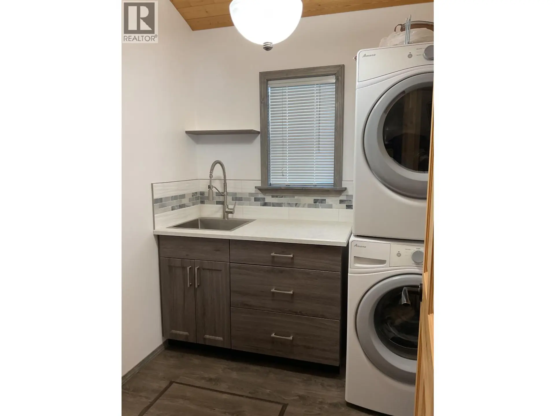 3777 KISPIOX VALLEY ROAD - Image 11