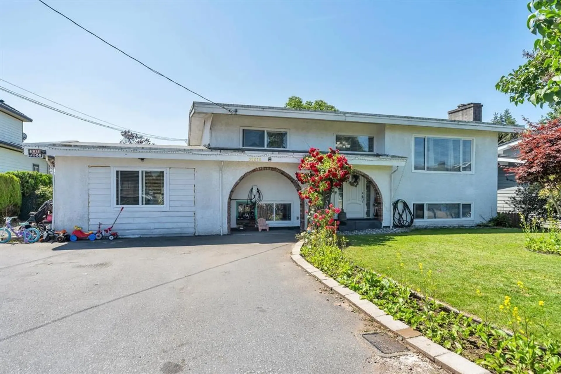 Property at 32678 Pandora Avenue, Abbotsford, BC
