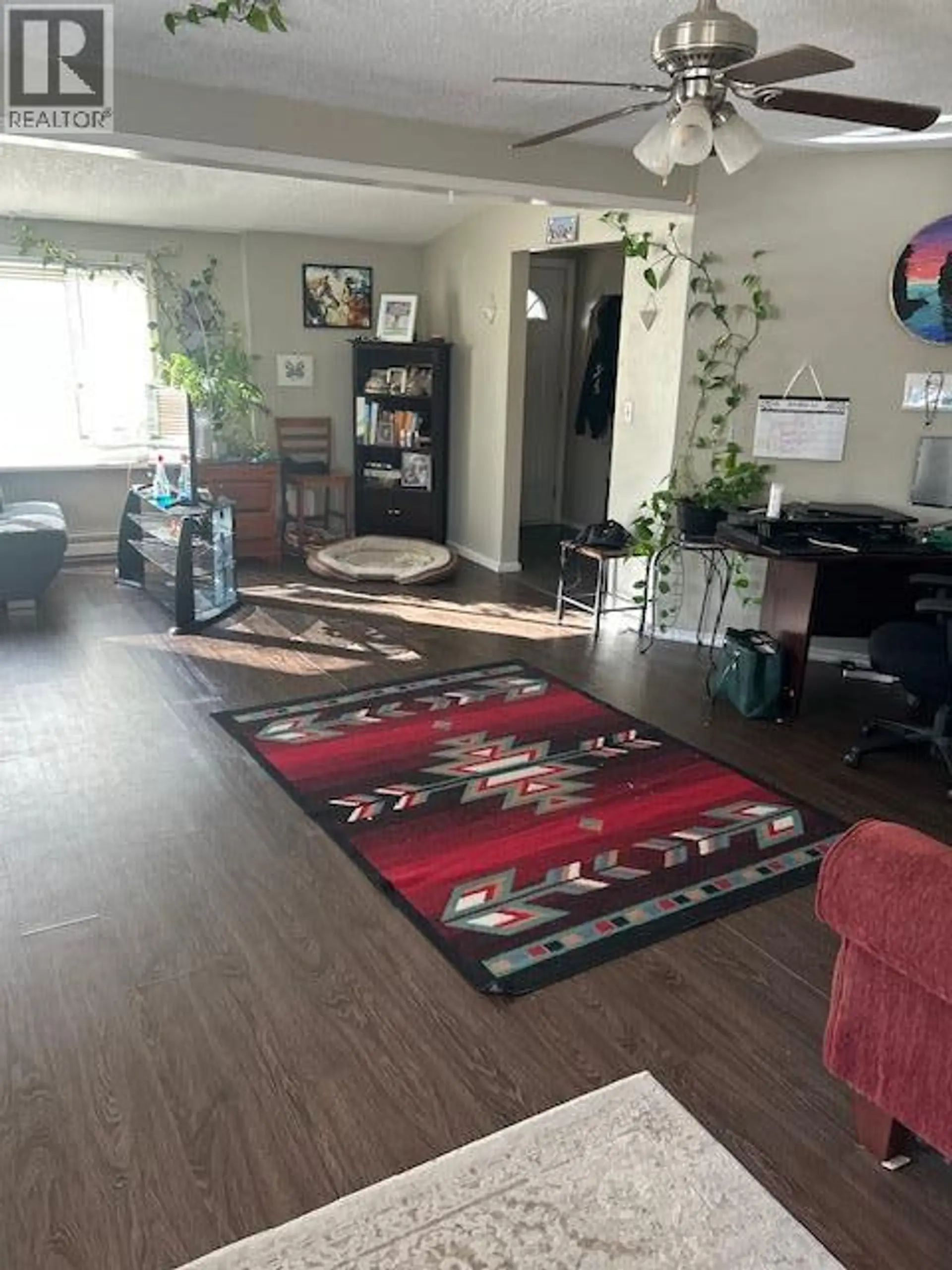 3531 Lakeshore Road - Image 8