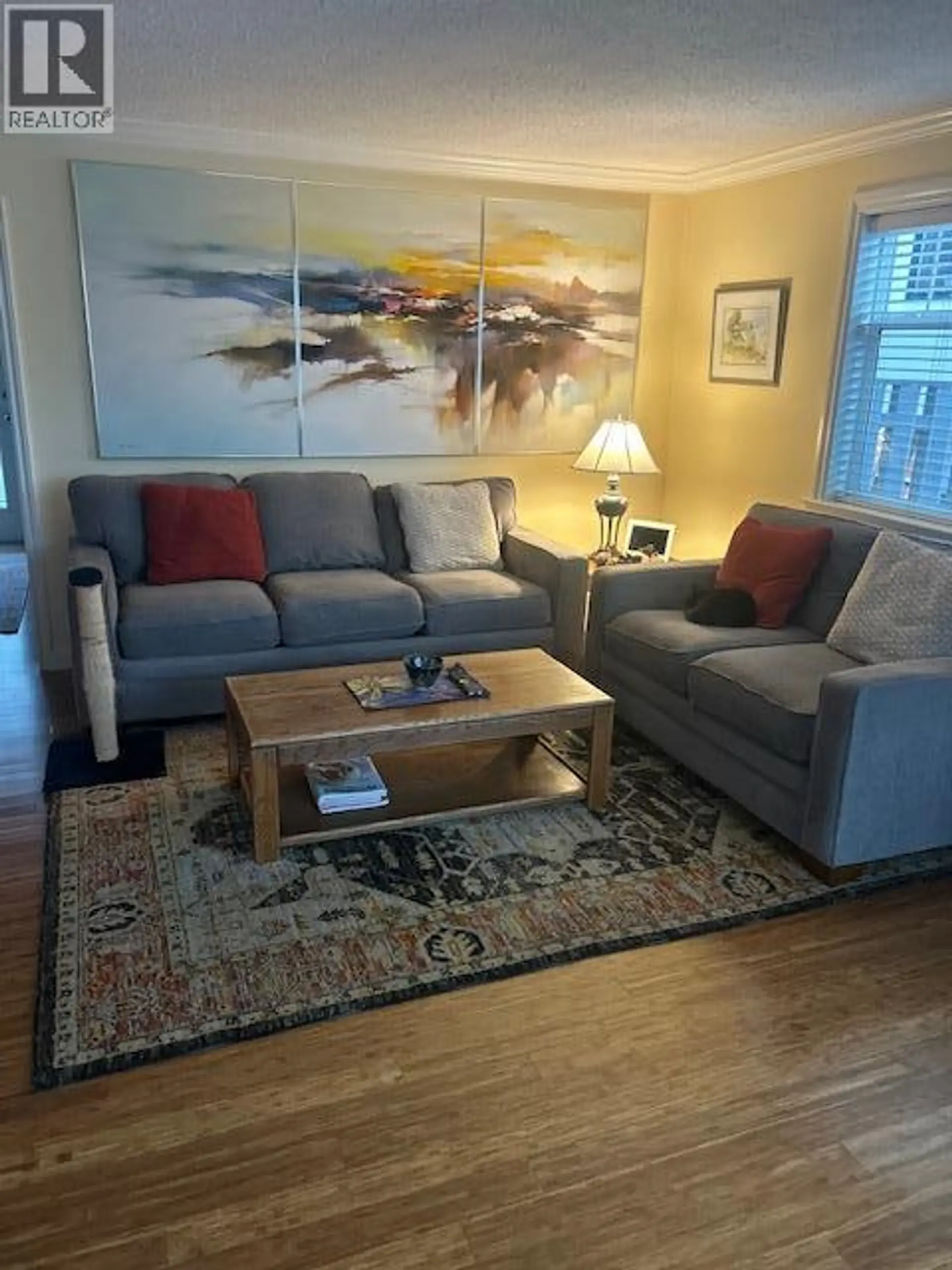 3547 Lakeshore Road - Image 6