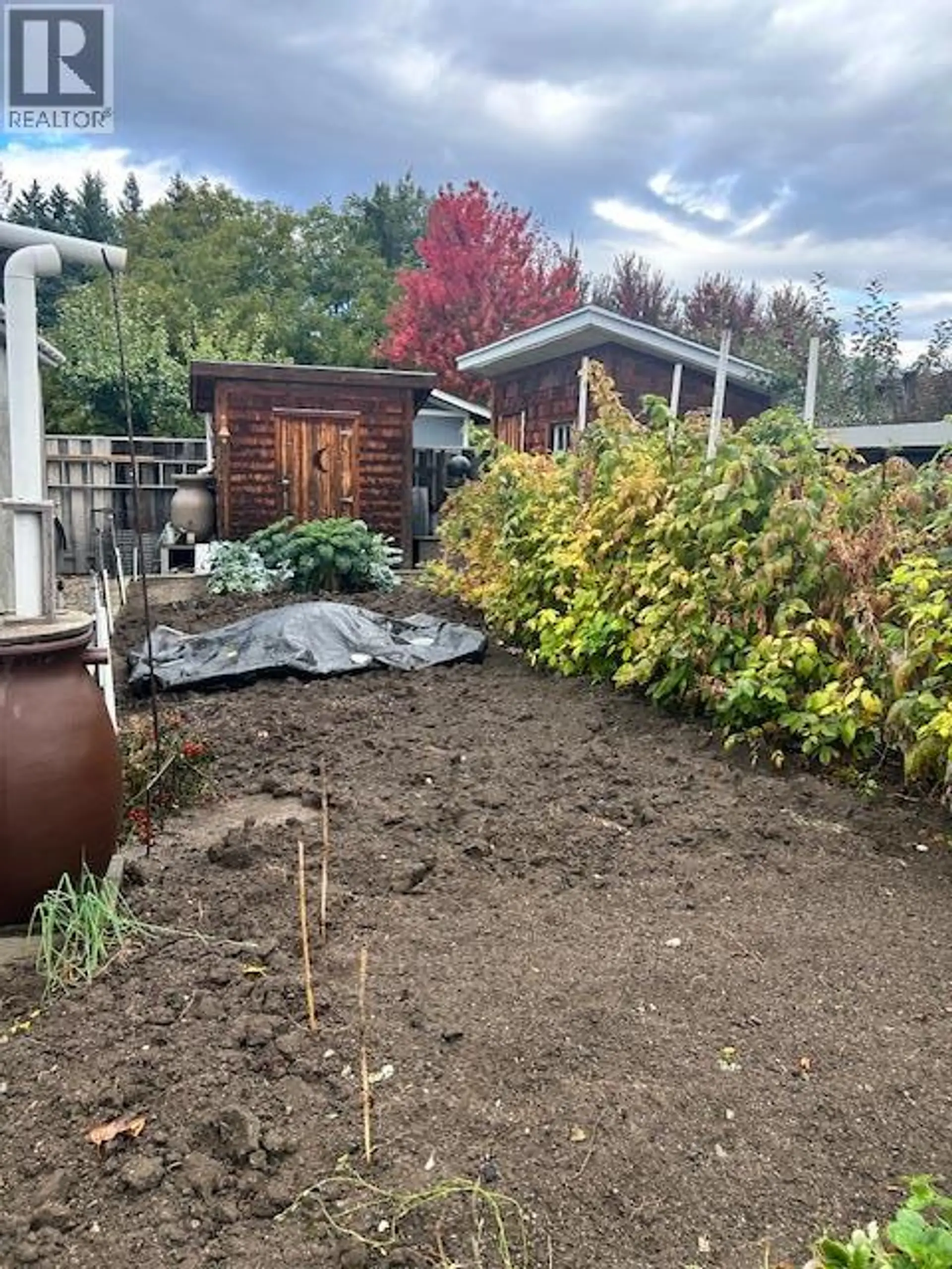3547 Lakeshore Road - Image 16