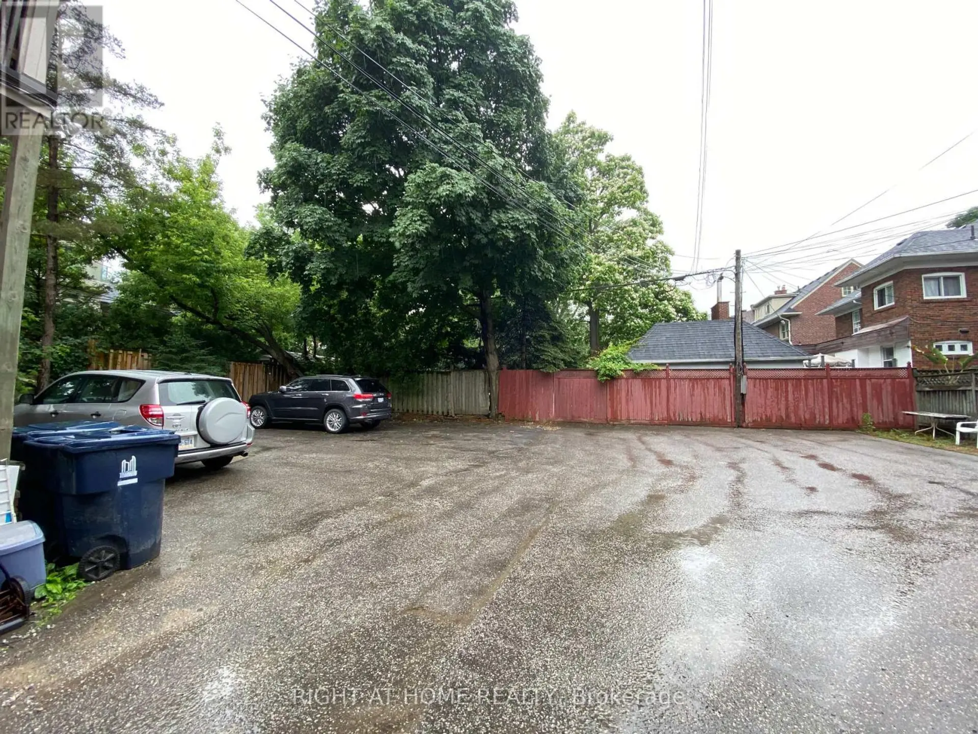 1196 AVENUE ROAD - Image 2