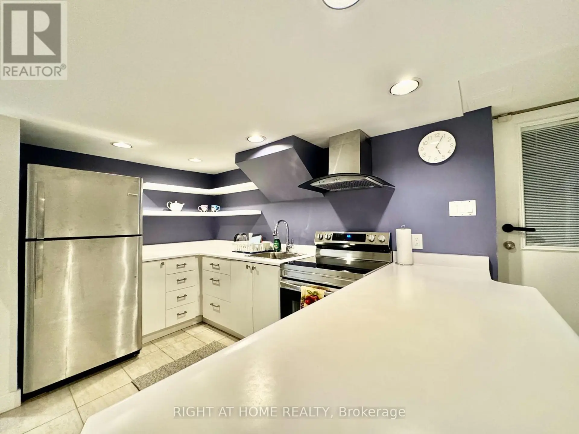 1196 AVENUE ROAD - Image 6