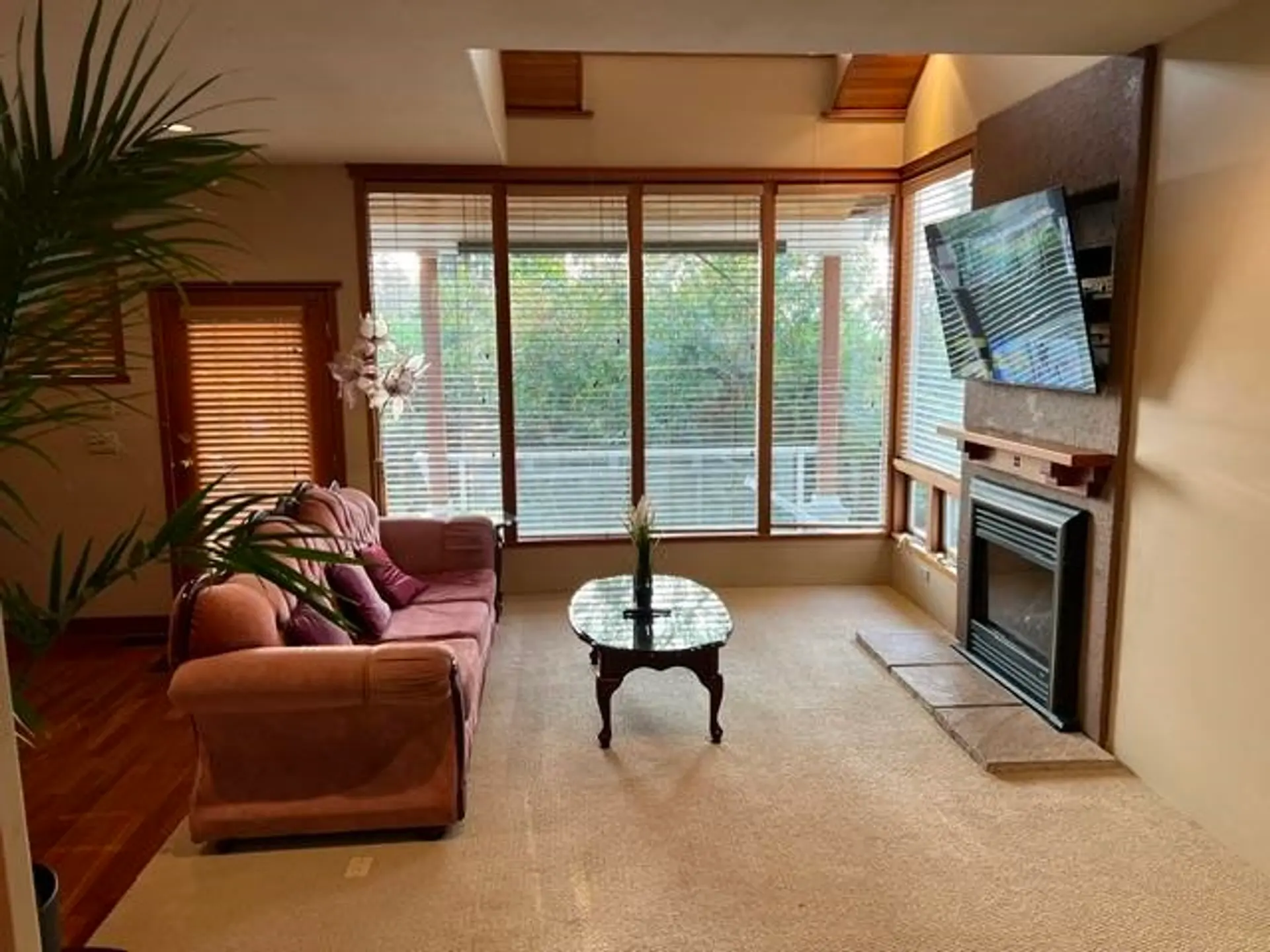 10500 125a Street - Image 4