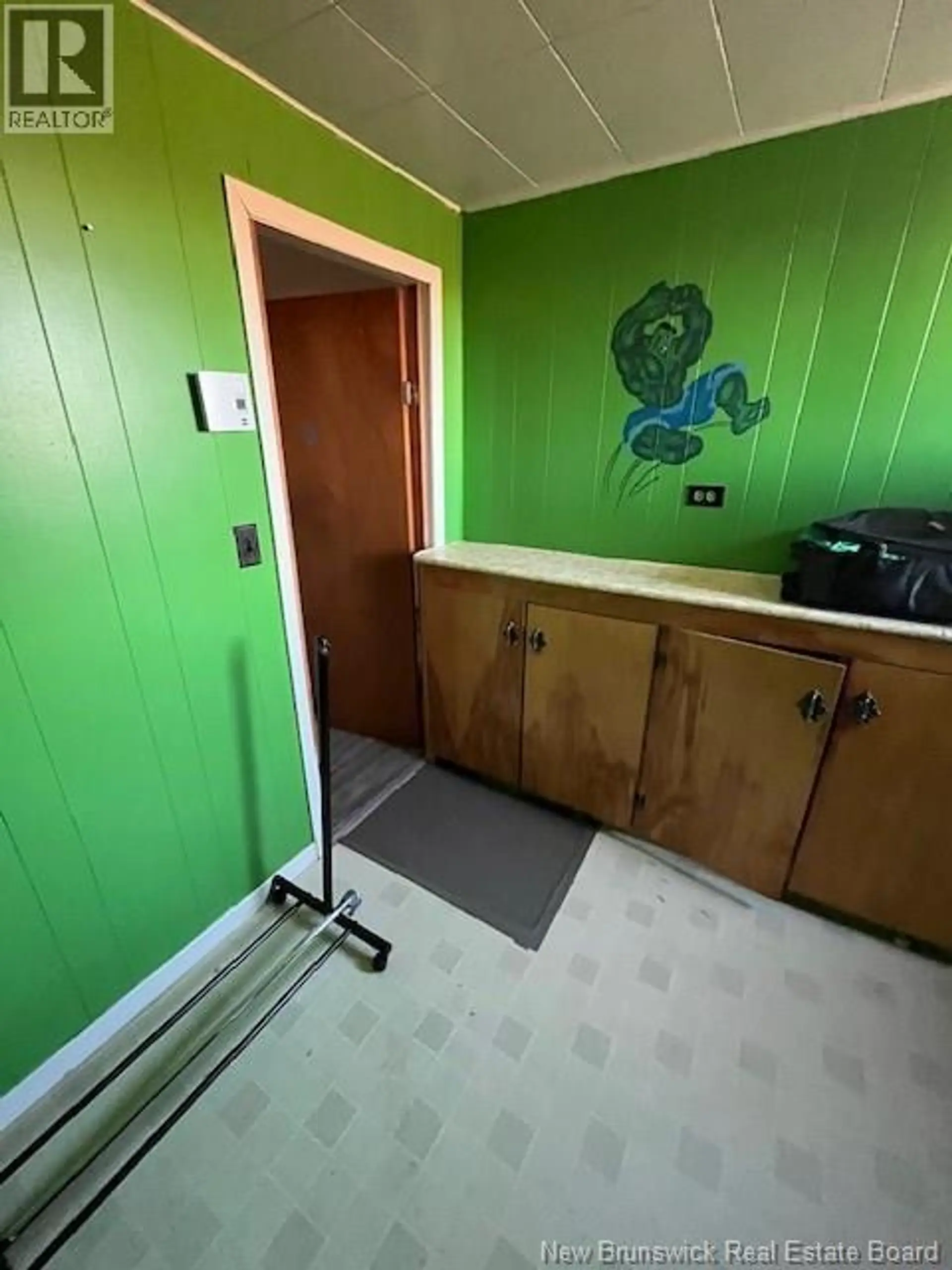 3 L'EGLISE STREET - Image 11