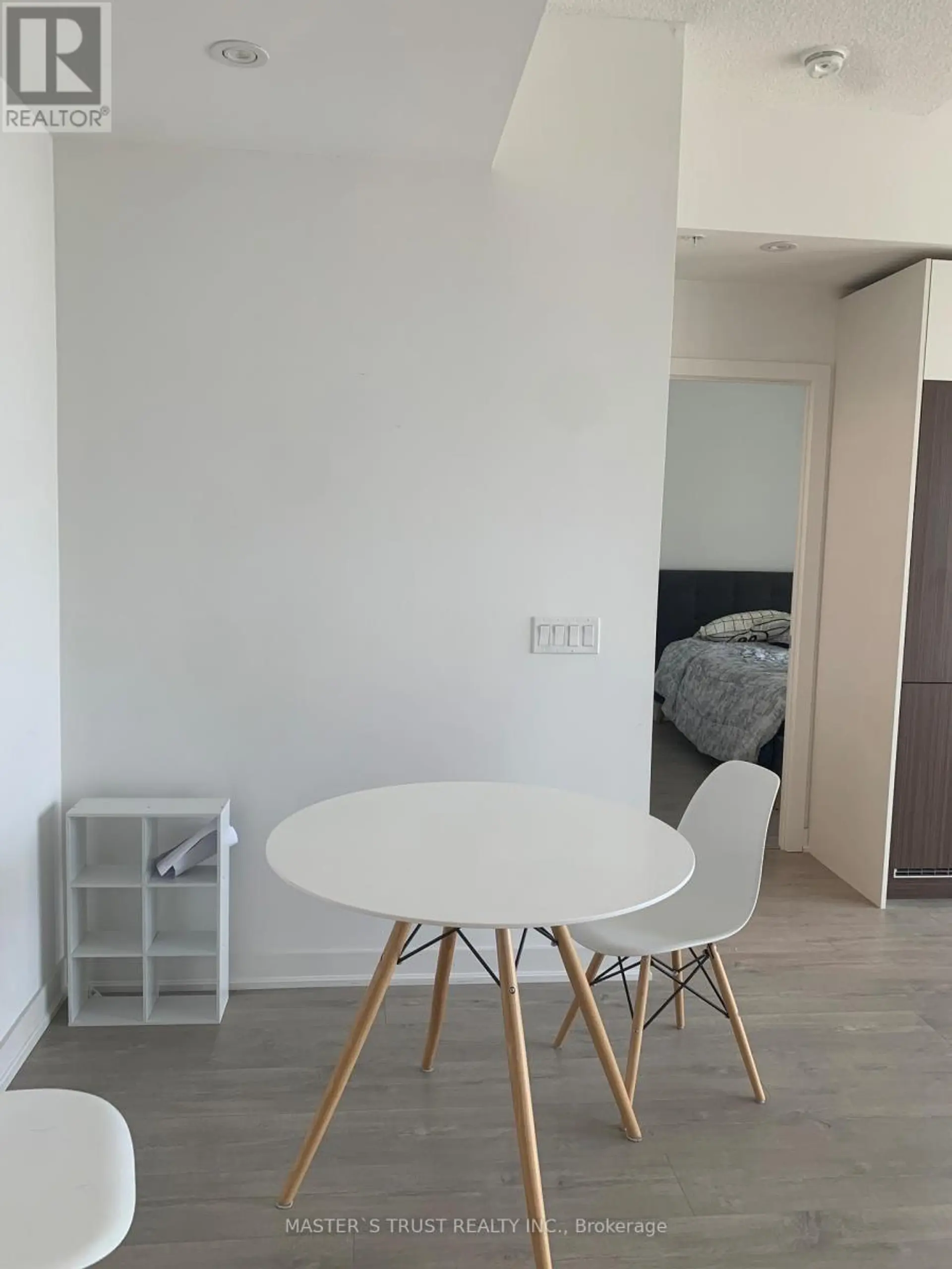 #2406 30 NELSON STREET - Image 5