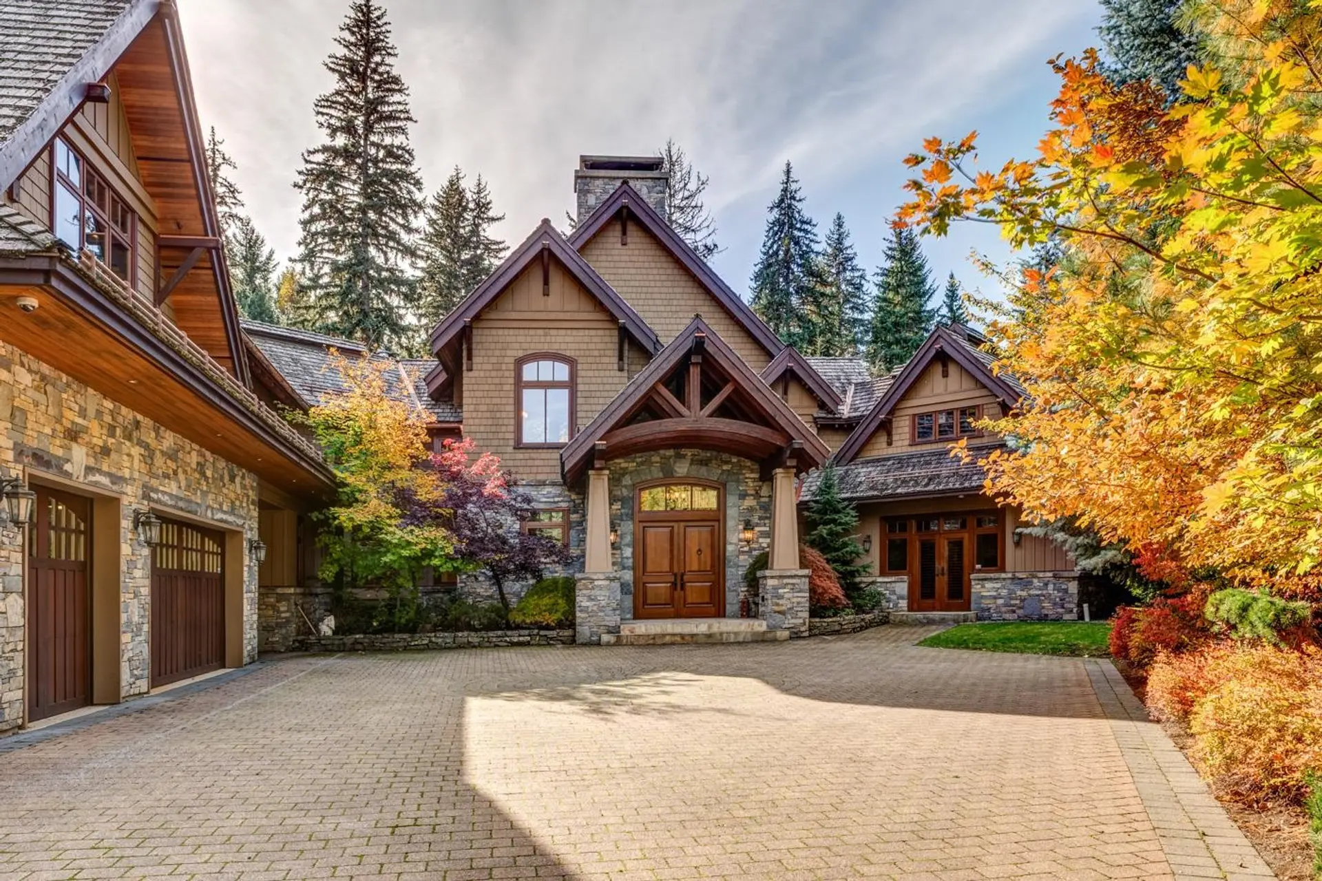 Property at 6693 Tapley Place, Whistler, BC
