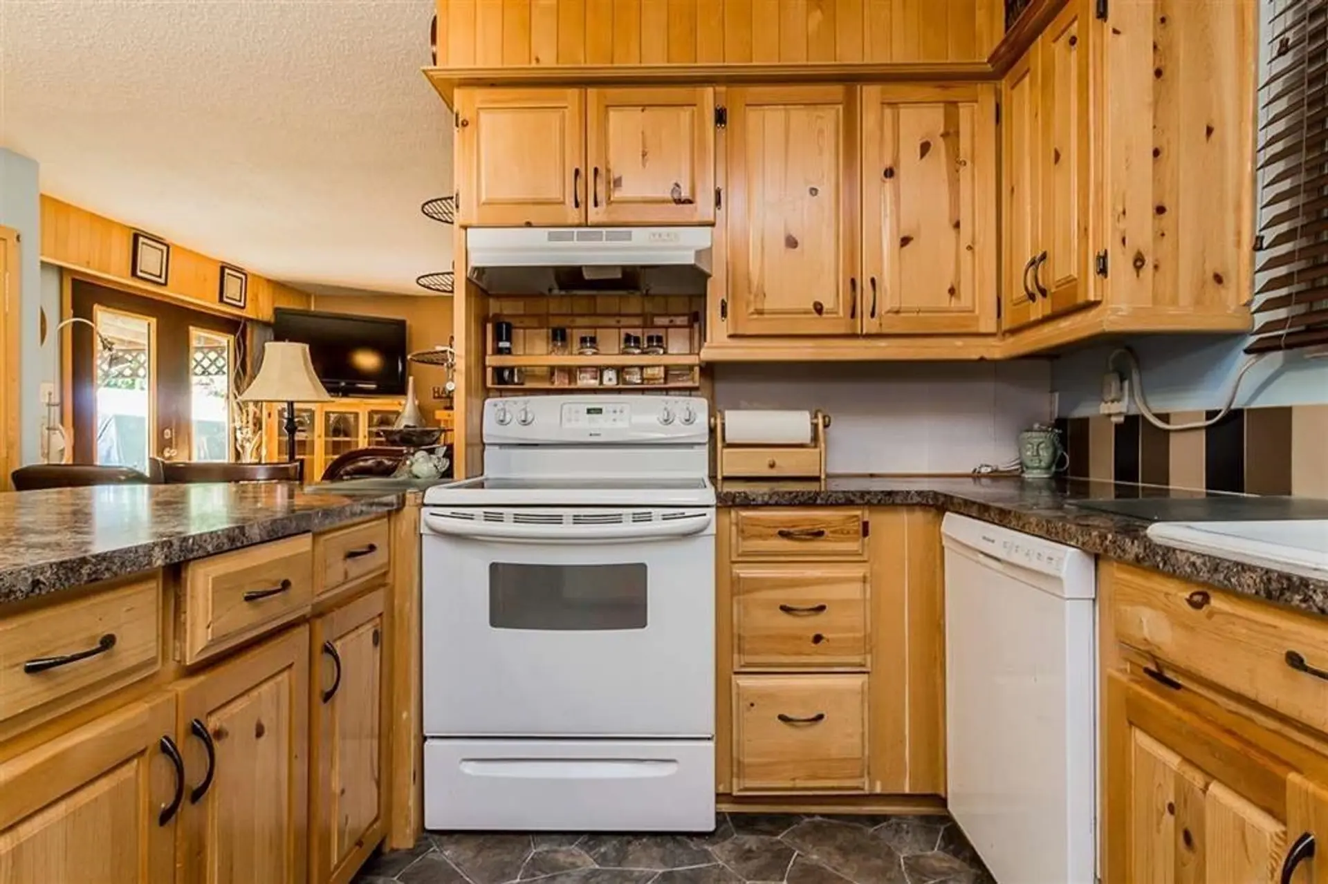 33437 George Ferguson Way - Image 5
