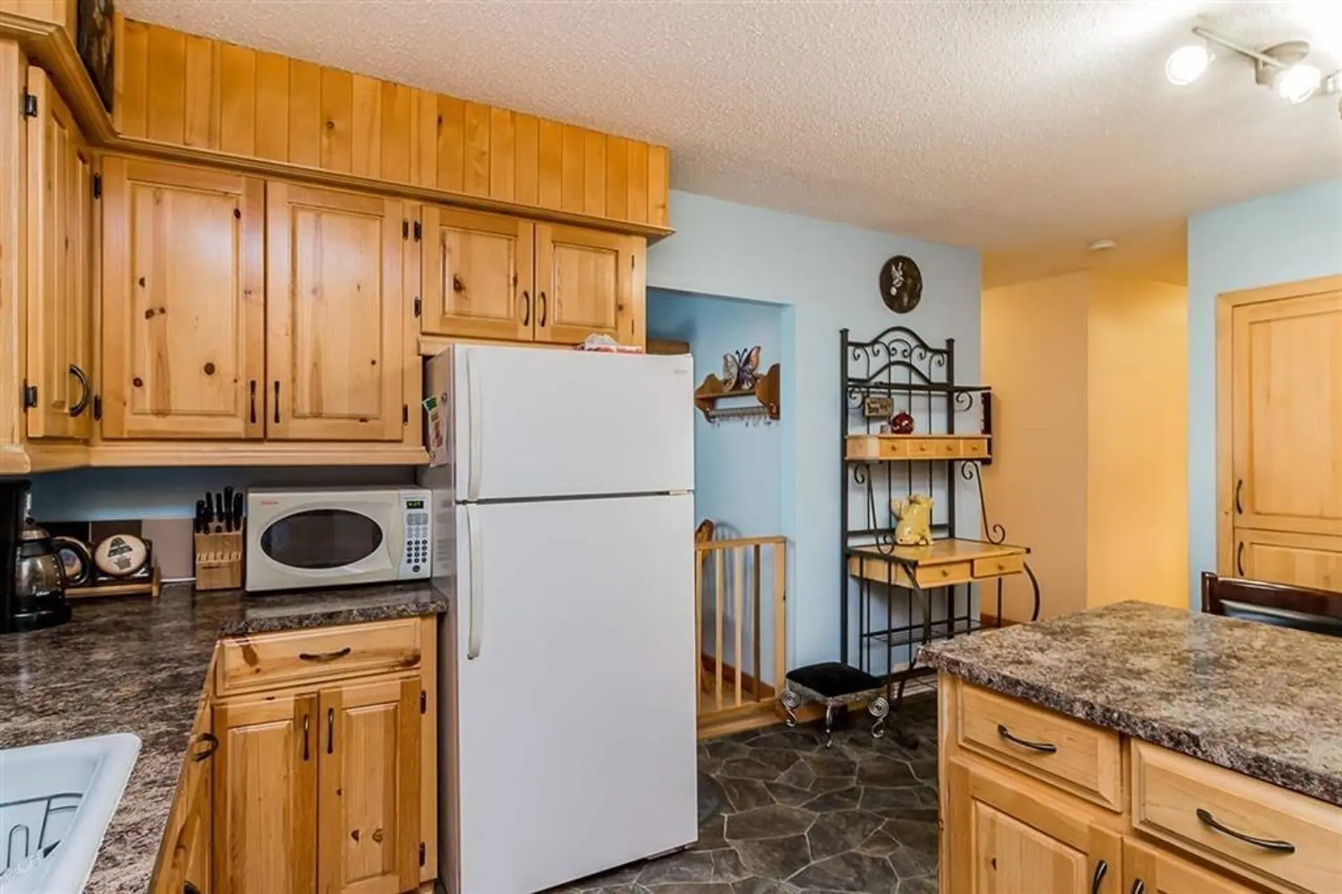 33437 George Ferguson Way - Image 4