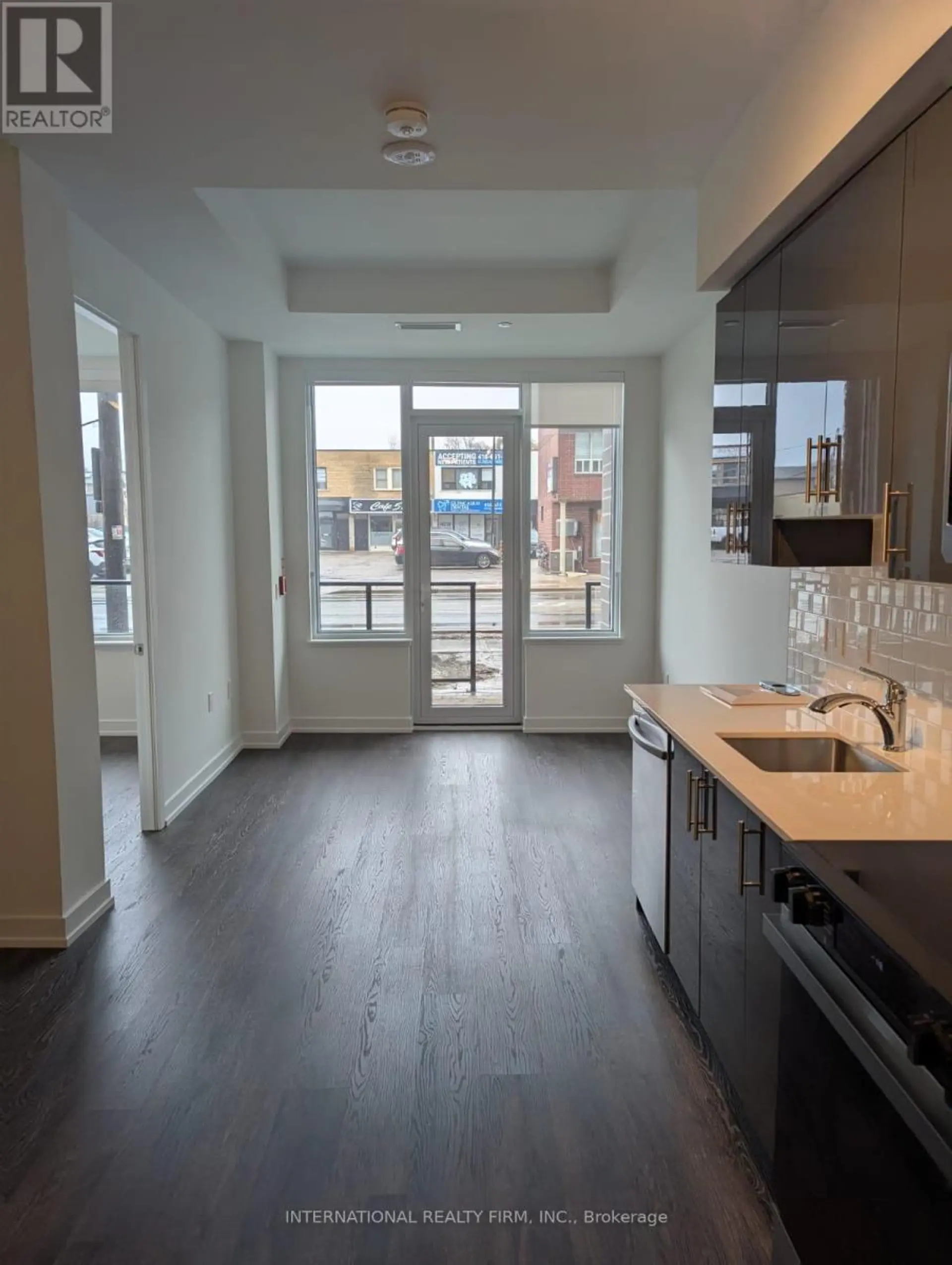 #102 556 MARLEE AVENUE - Image 1