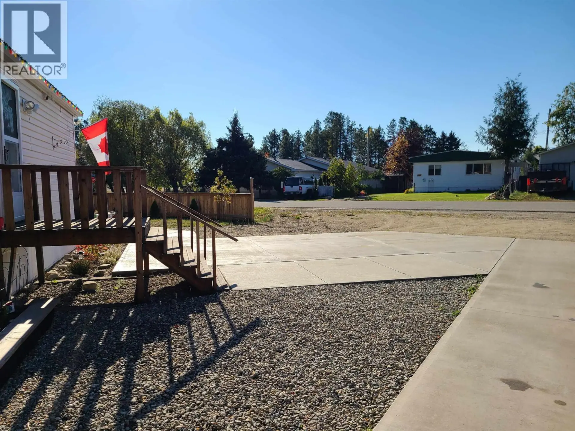1070 4TH AVENUE - Image 15