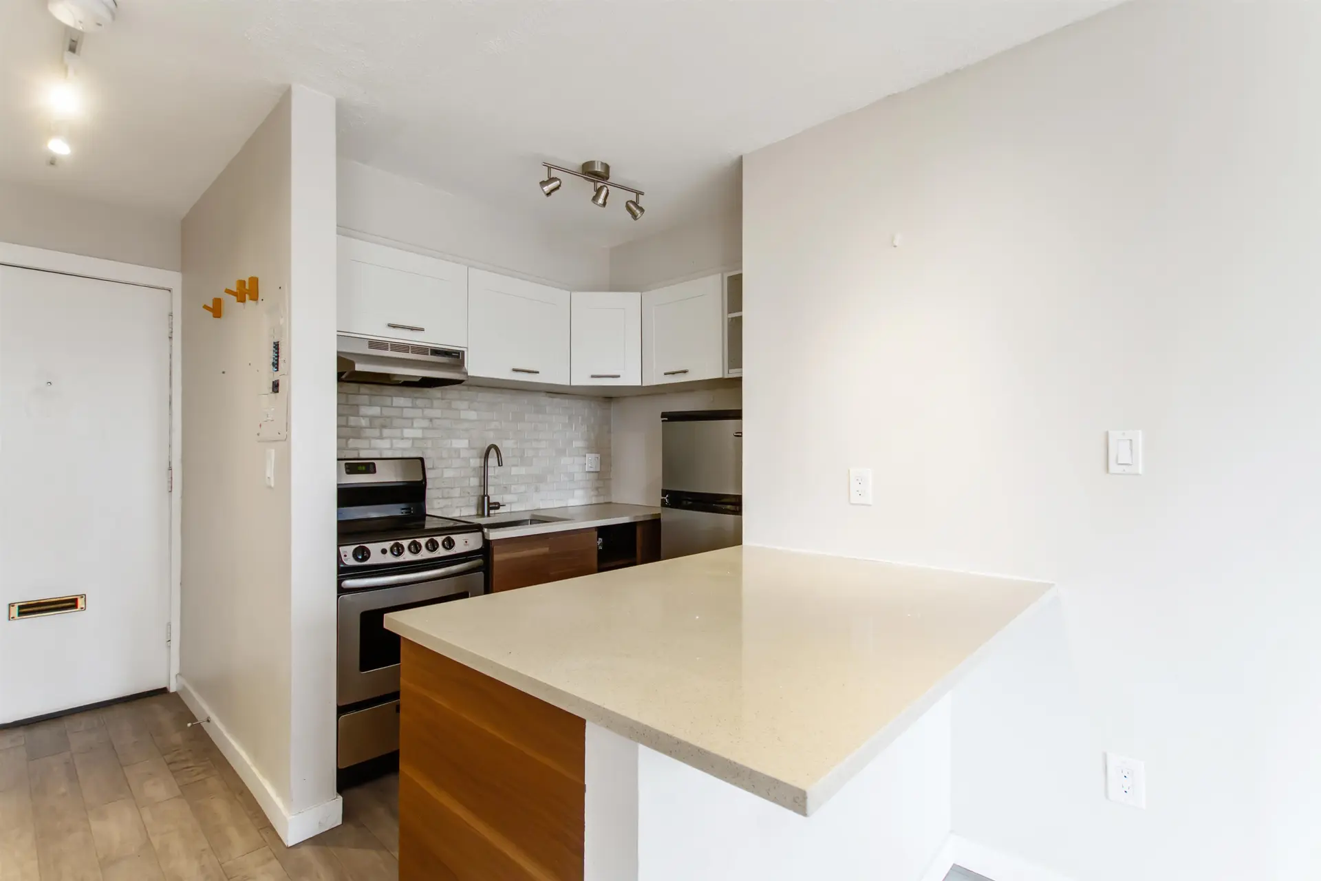 #308 1250 Burnaby Street - Image 2