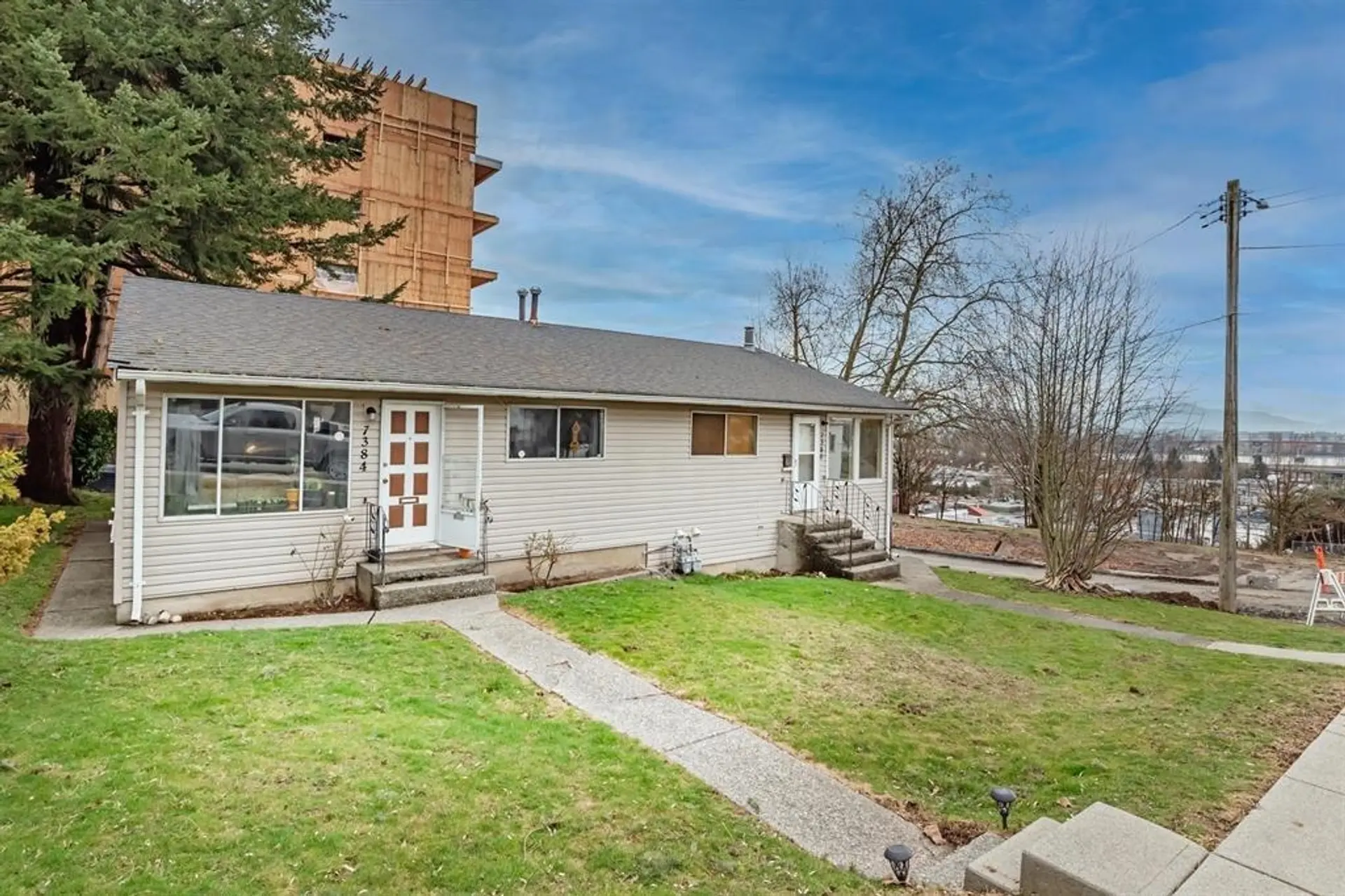 7380 James Street - Image 4
