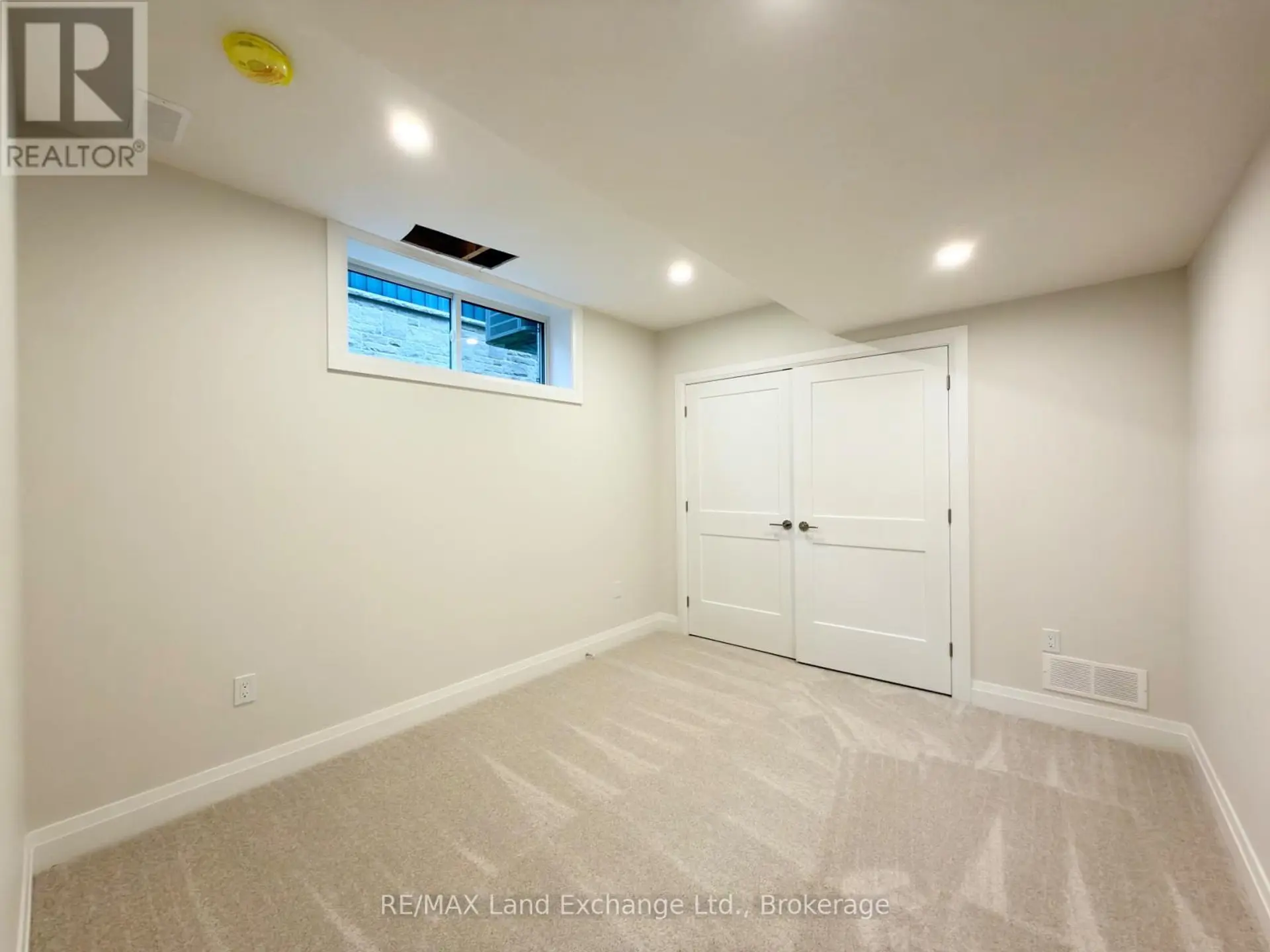 155 WESTLINKS DRIVE - Image 11