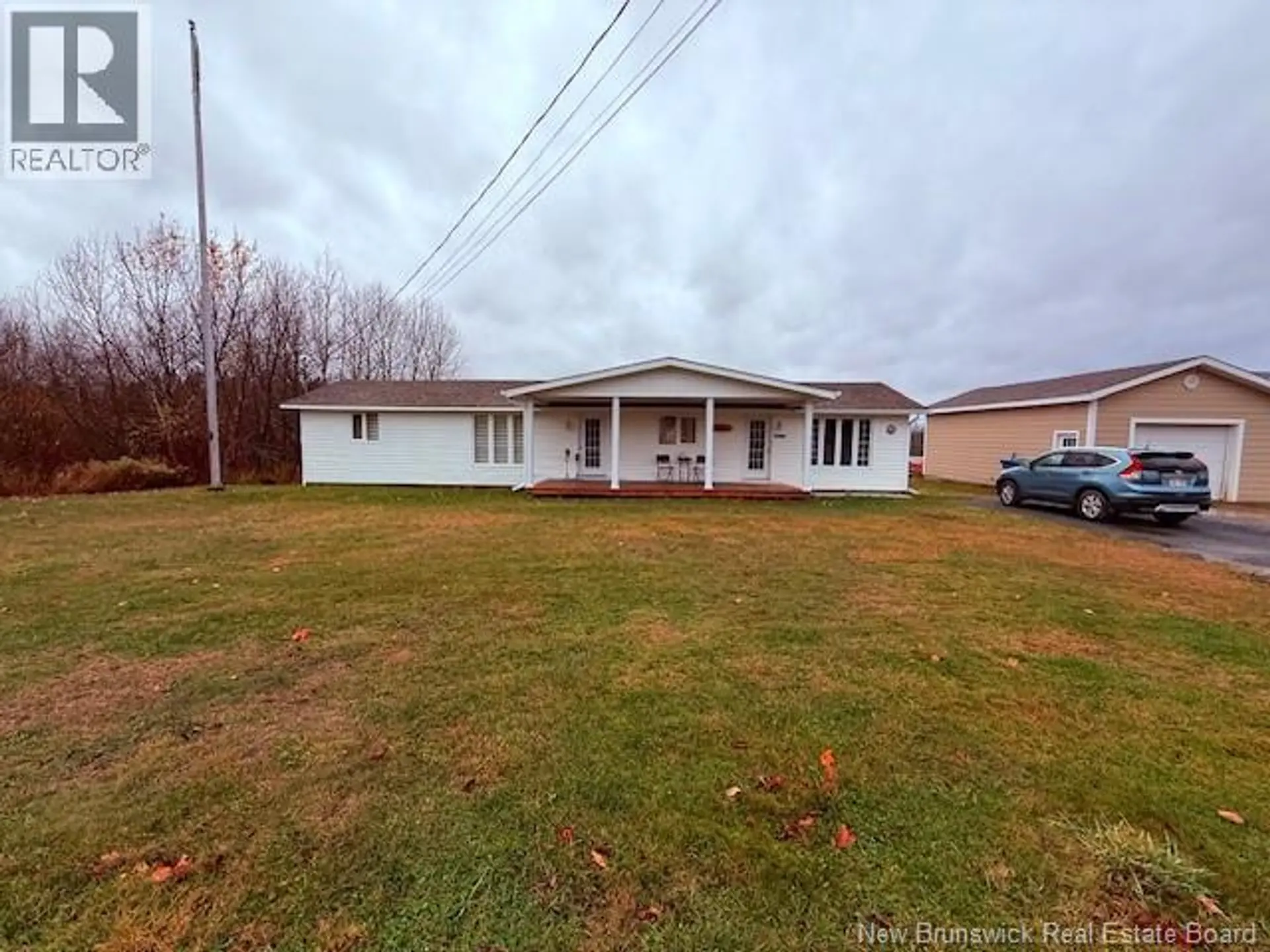 2537 DES PIONNIERS AVENUE - Image 1